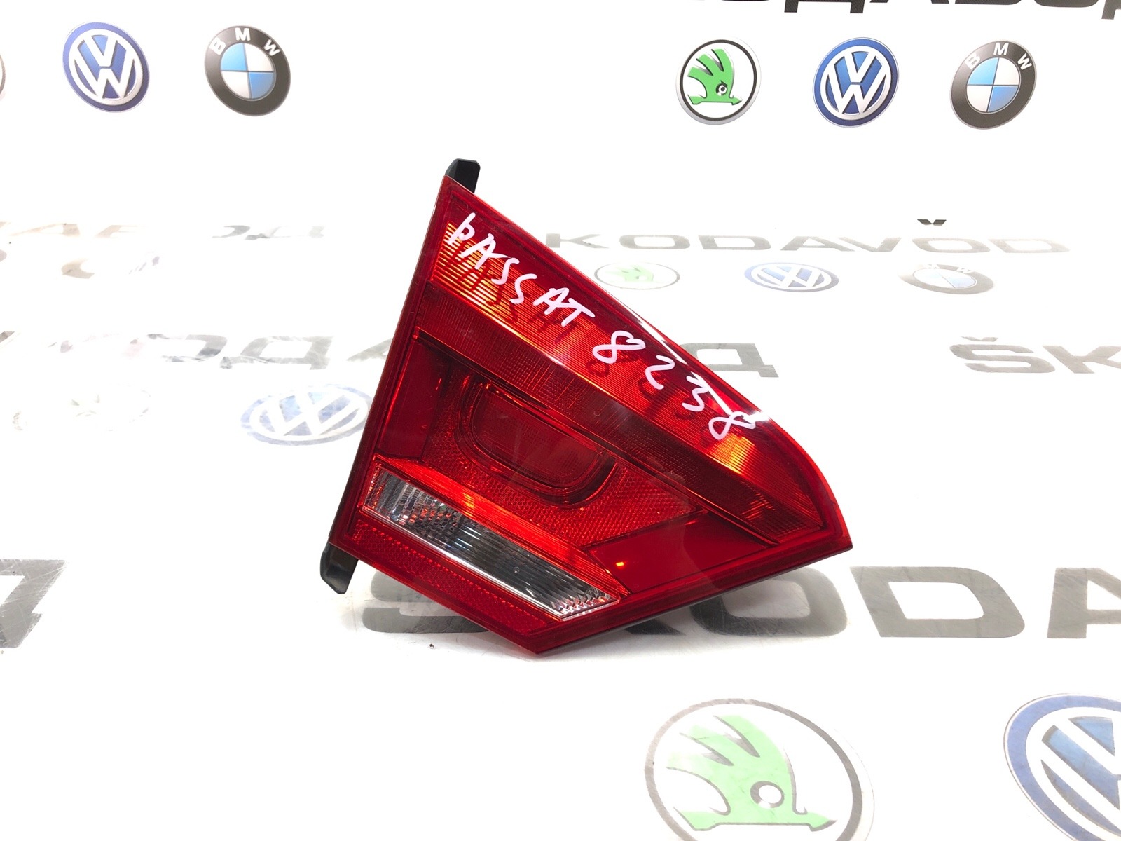 Фонарь в крышку багажника, 5000 рублей, Москва