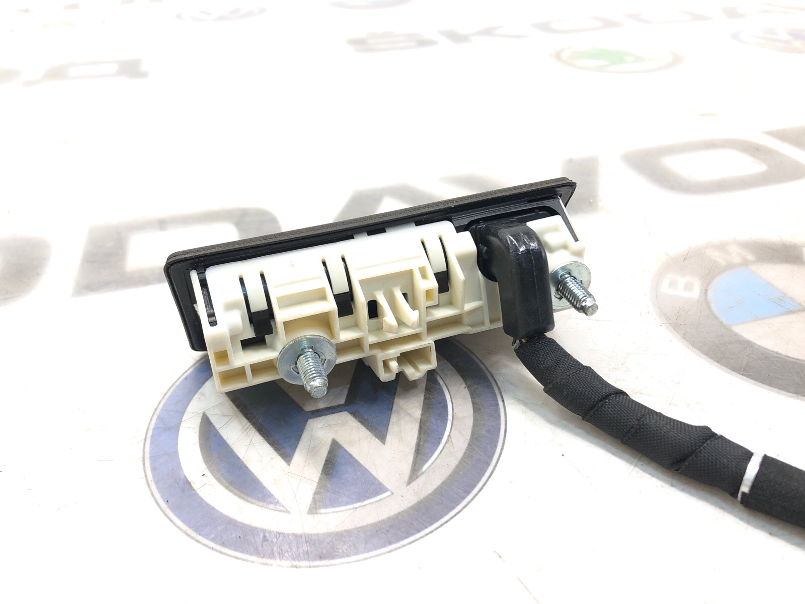 Кнопка открытия багажника, 10000 рублей, Москва