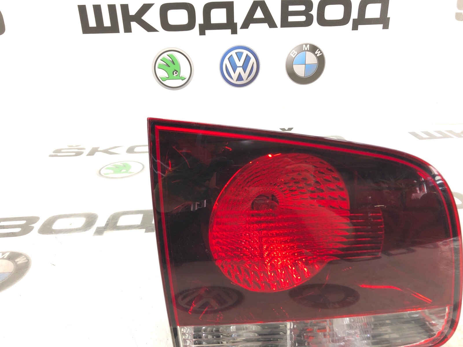 Фонарь в крышку багажника, 2500 рублей, Москва