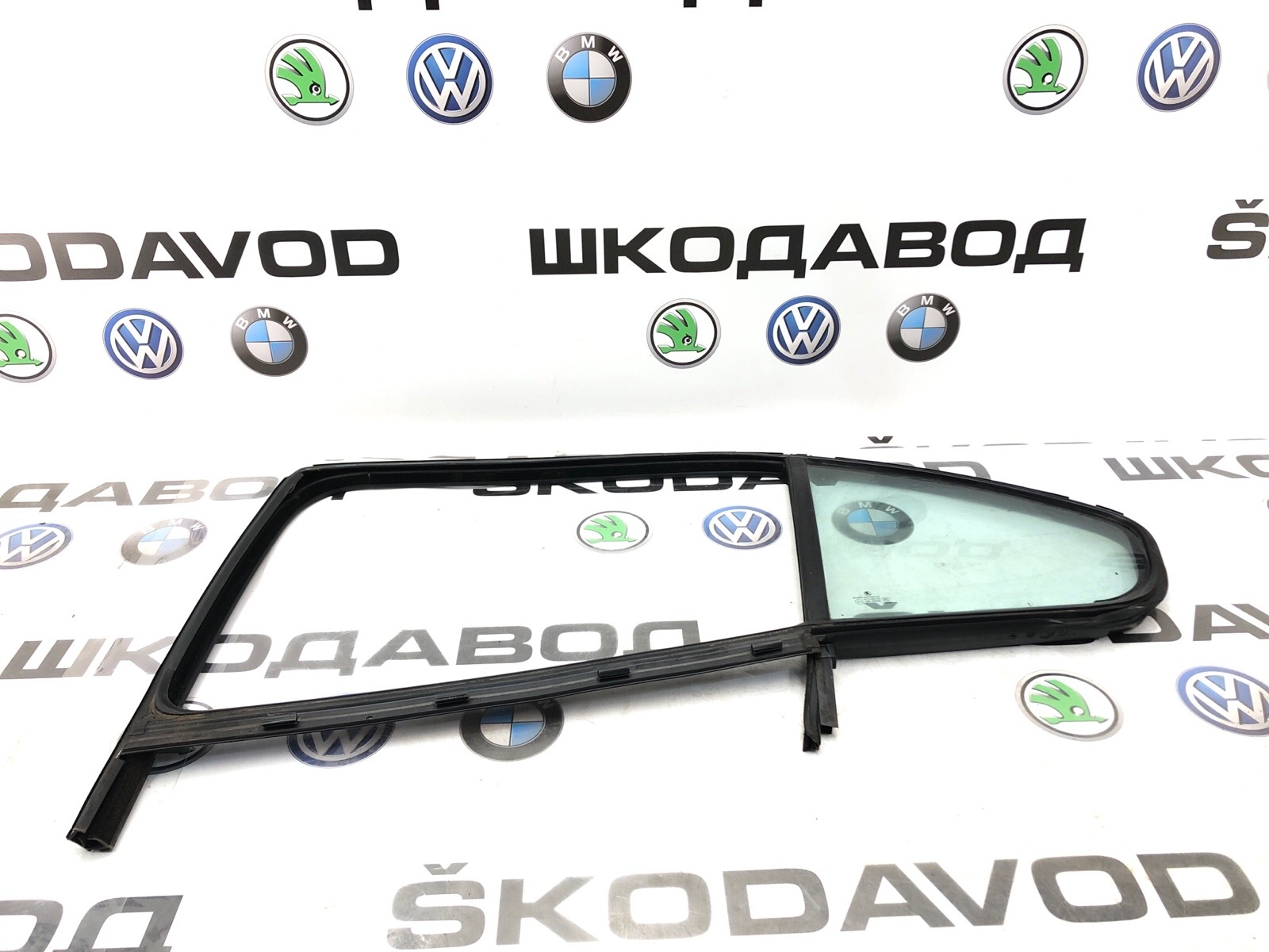 форточка двери, 2500 рублей, Москва