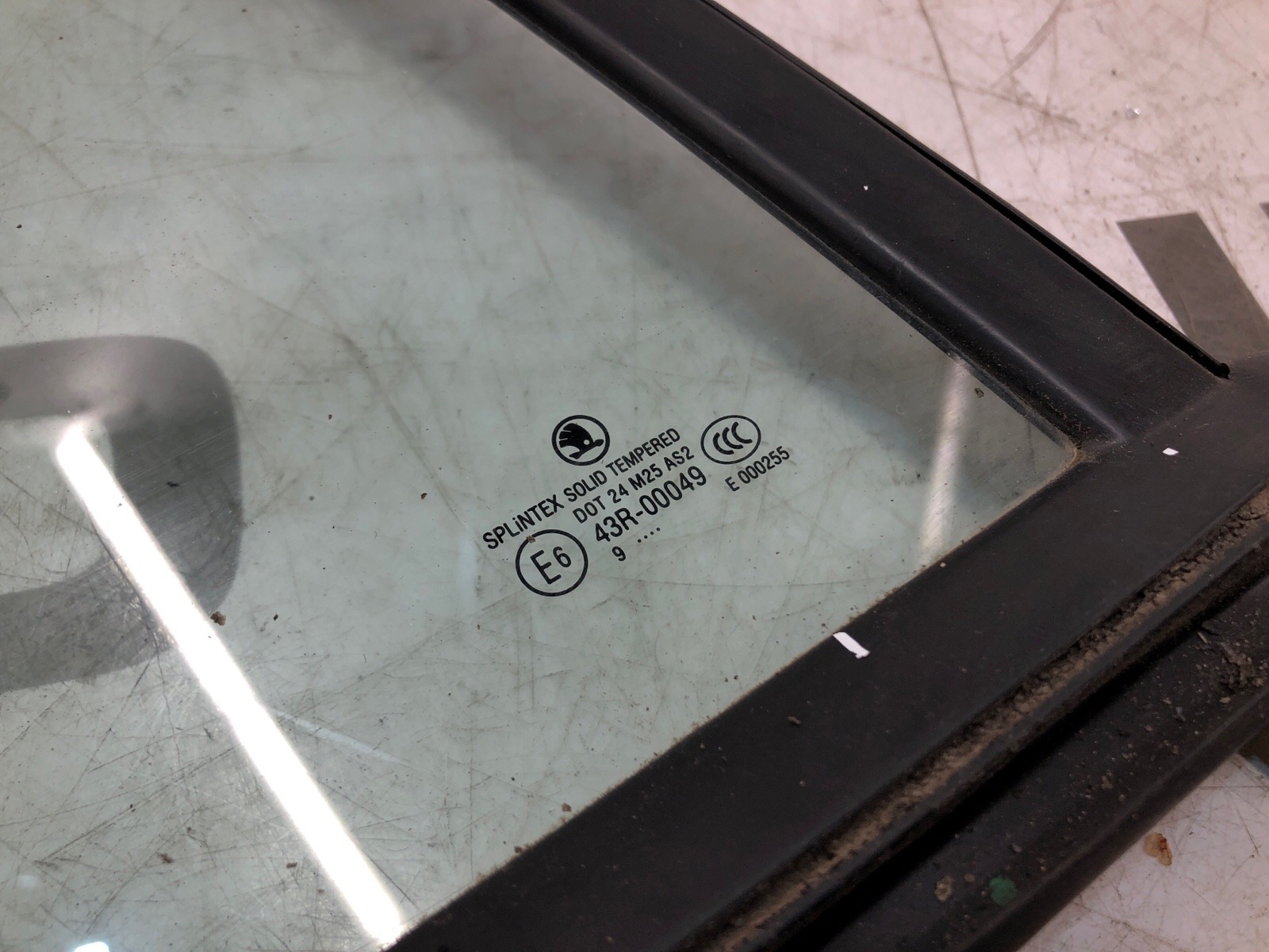 форточка двери, 2500 рублей, Москва