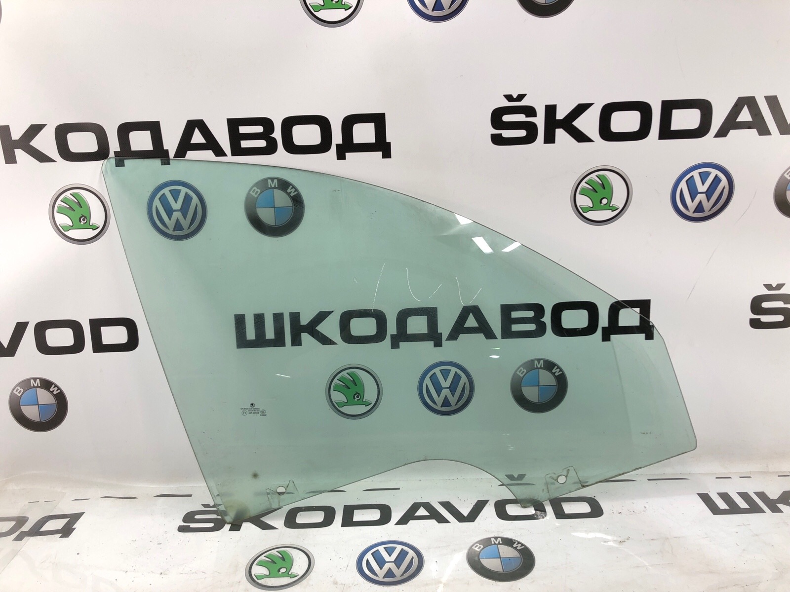 Стекло двери, 3000 рублей, Москва