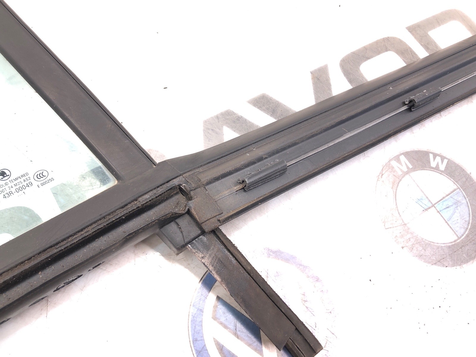 форточка двери, 2500 рублей, Москва