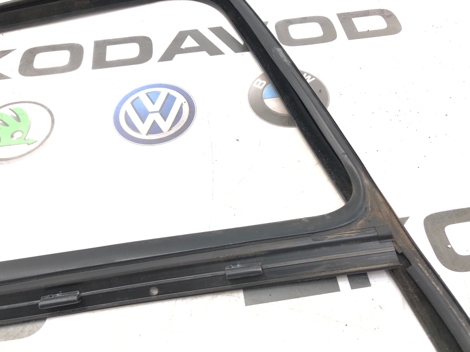 форточка двери, 2500 рублей, Москва