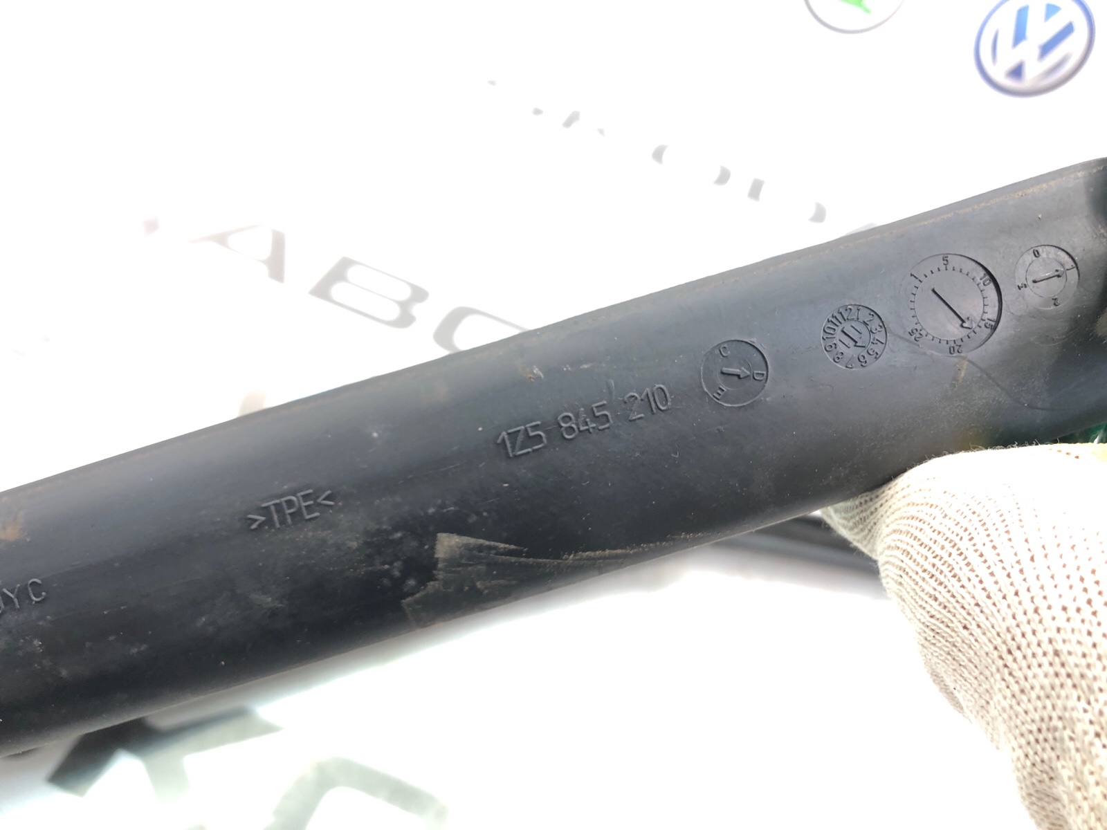 форточка двери, 2500 рублей, Москва