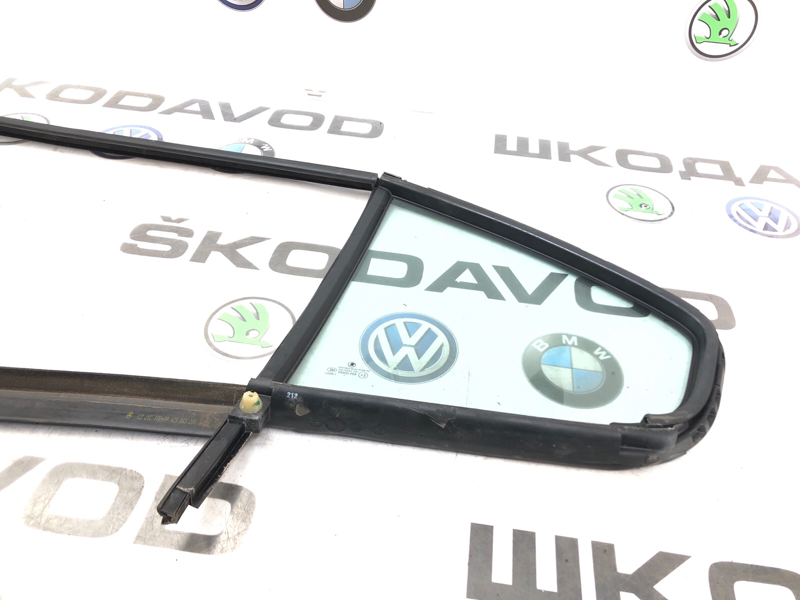 форточка двери, 2500 рублей, Москва