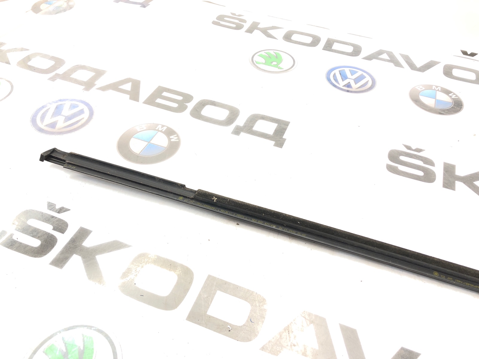 молдинг стекла, 1500 рублей, Москва