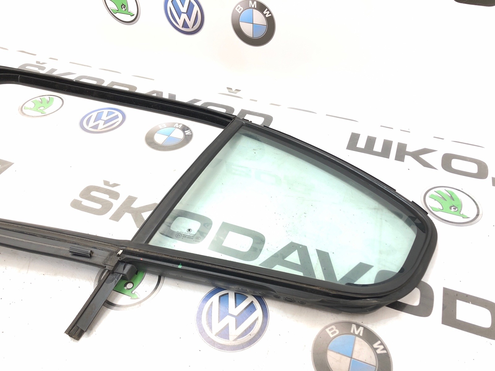 форточка двери, 2500 рублей, Москва