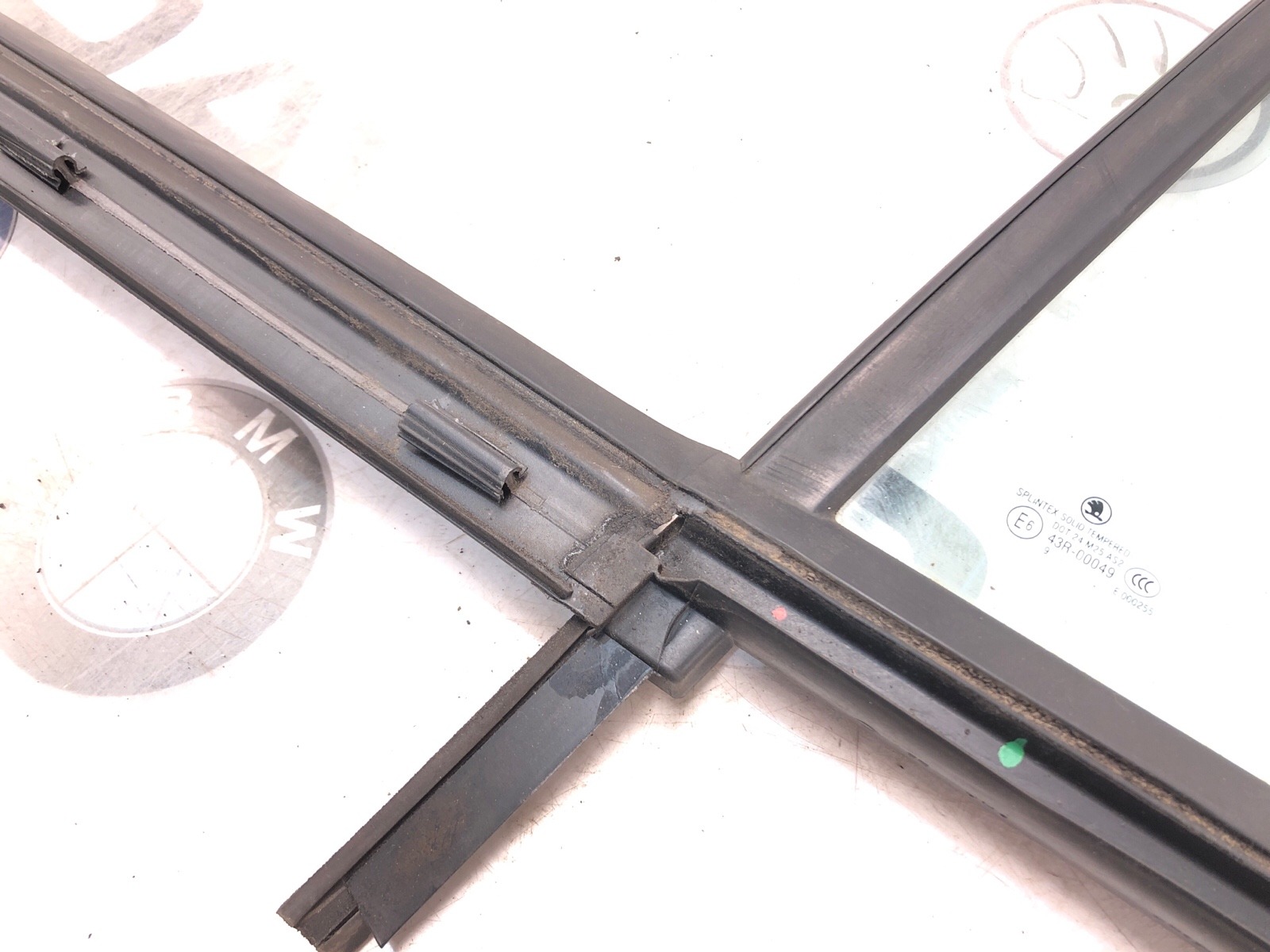 форточка двери, 2500 рублей, Москва