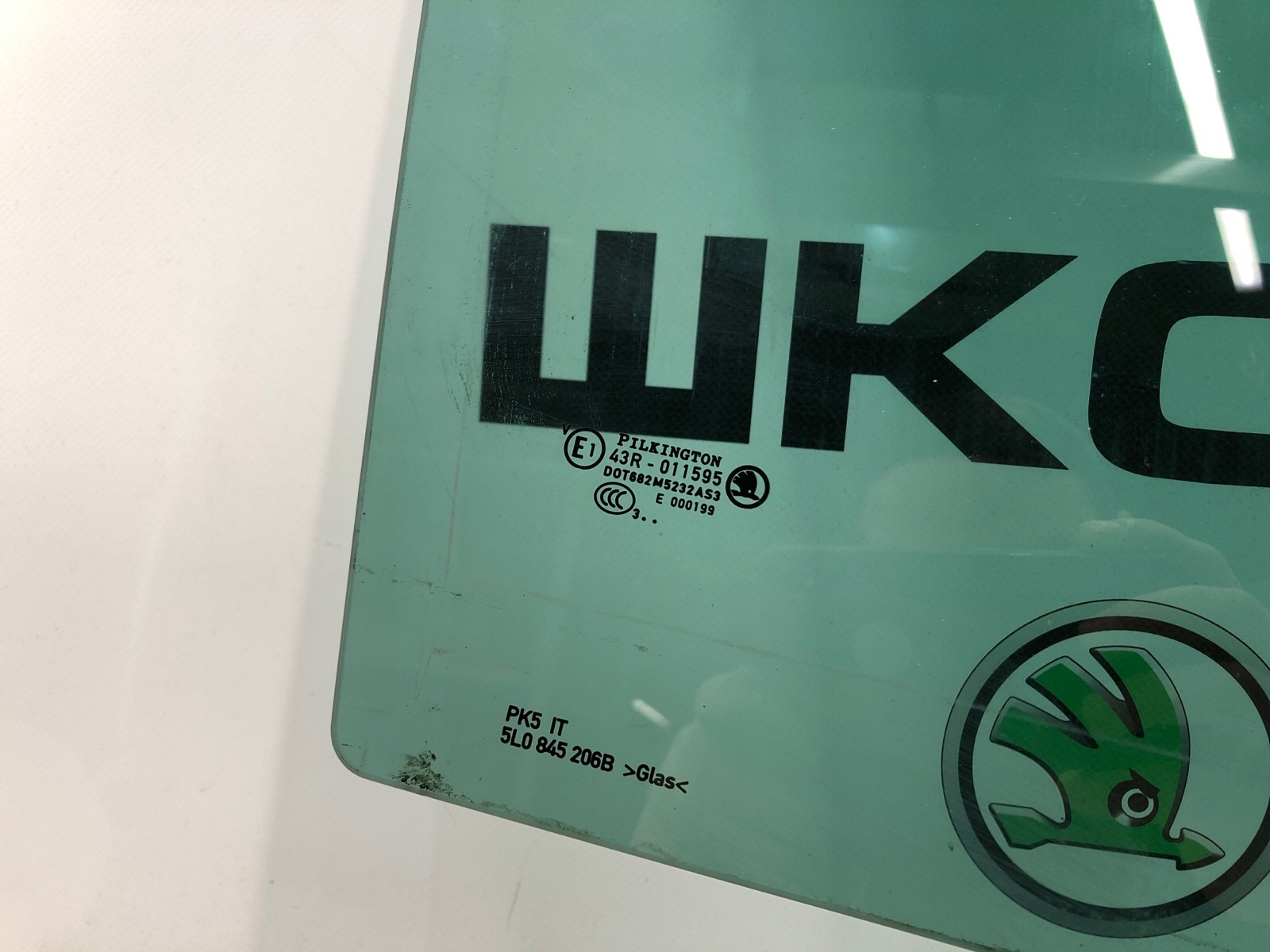 Стекло двери, 2000 рублей, Москва