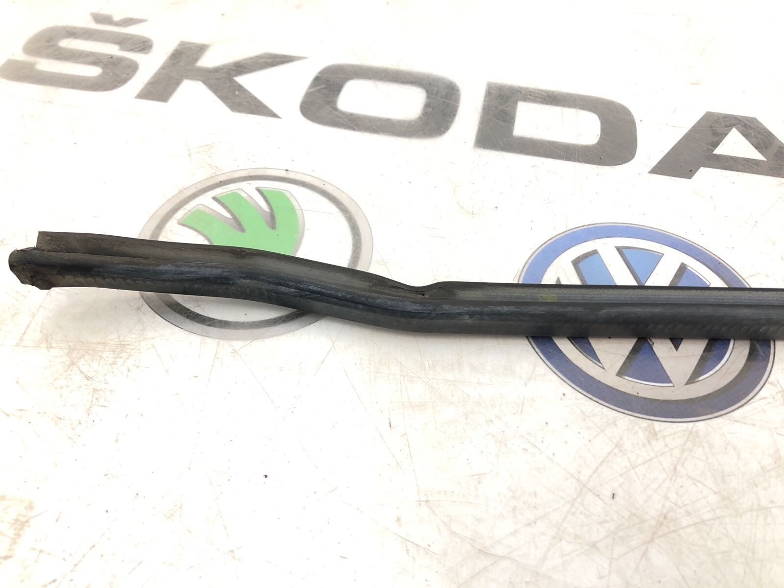 Уплотнитель двери, 1500 рублей, Москва