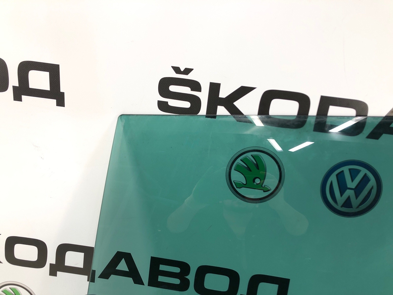 Стекло двери, 2000 рублей, Москва