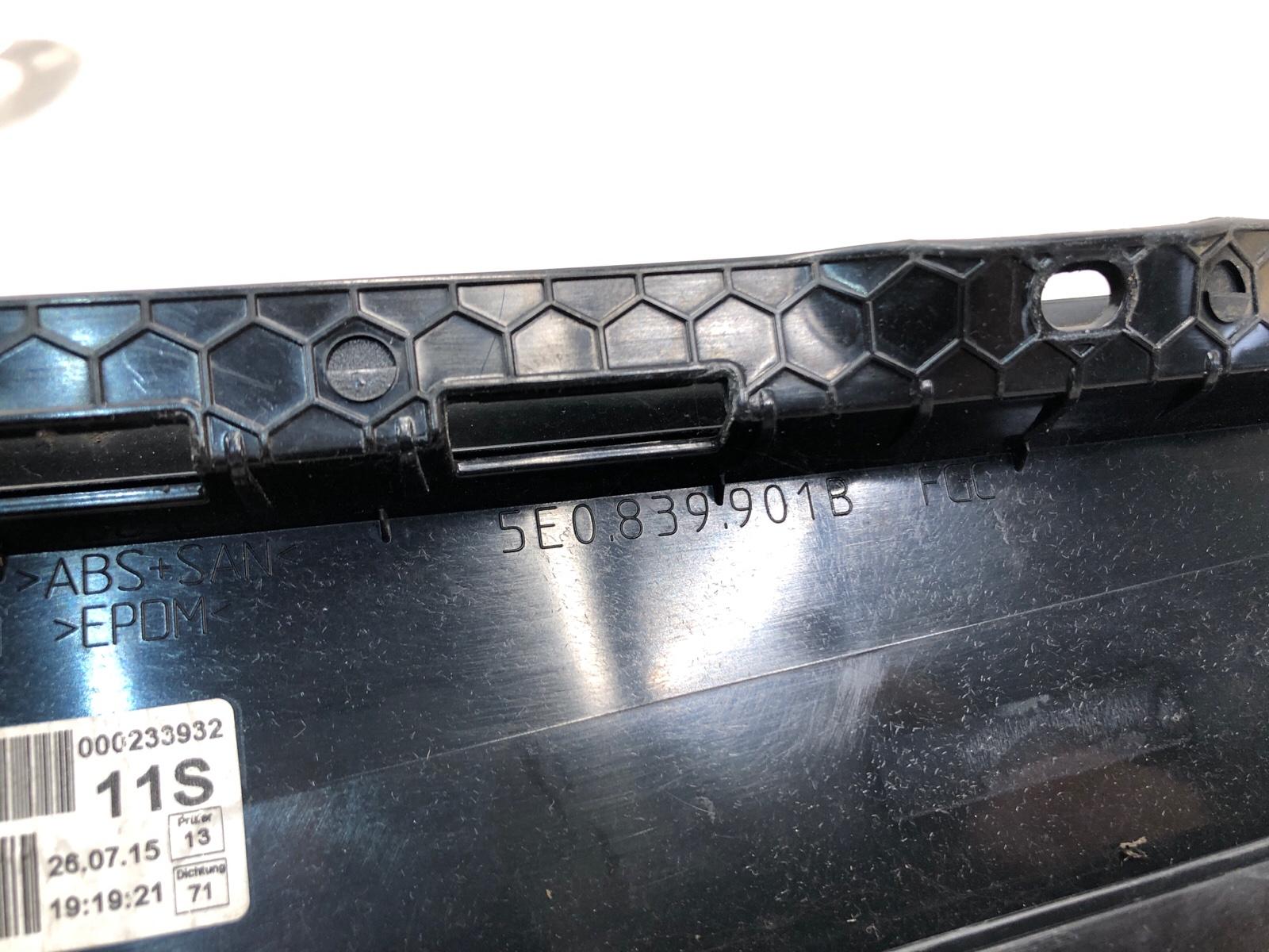 Накладка двери декоративная, 1000 рублей, Москва