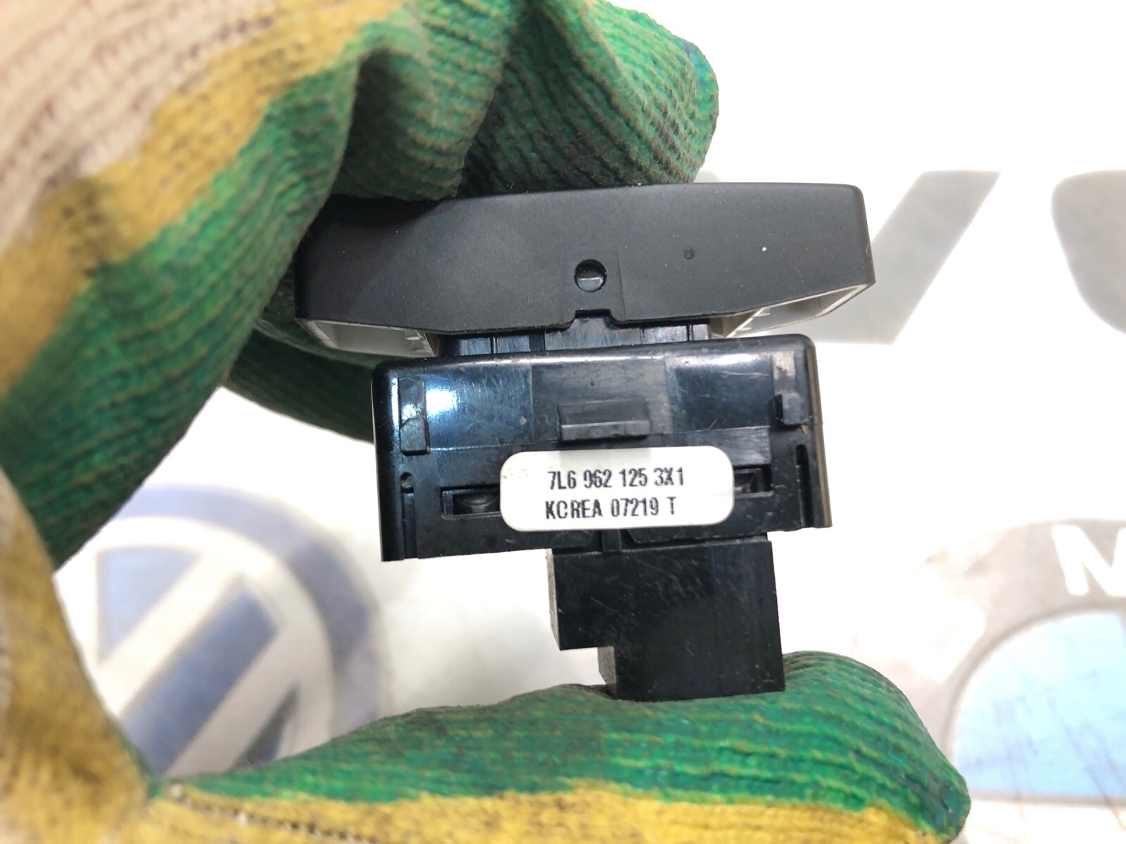 кнопка центрального замка, 500 рублей, Москва