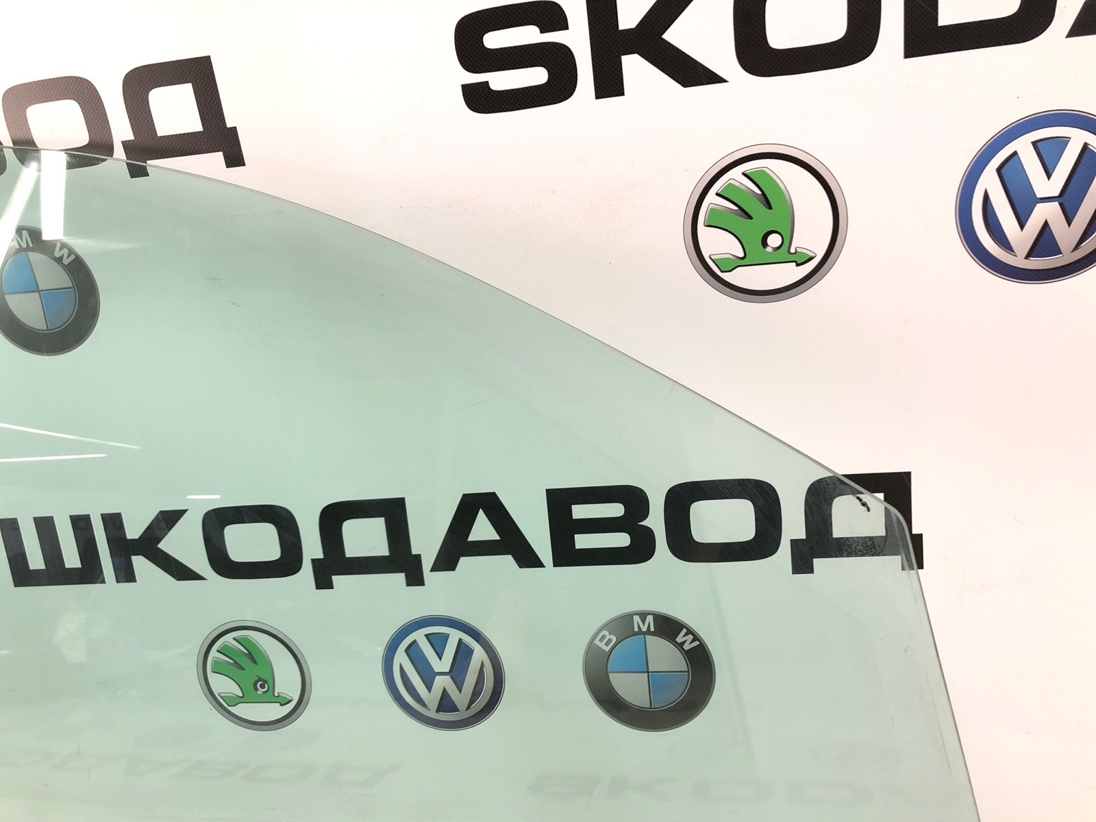 Стекло двери, 1000 рублей, Москва