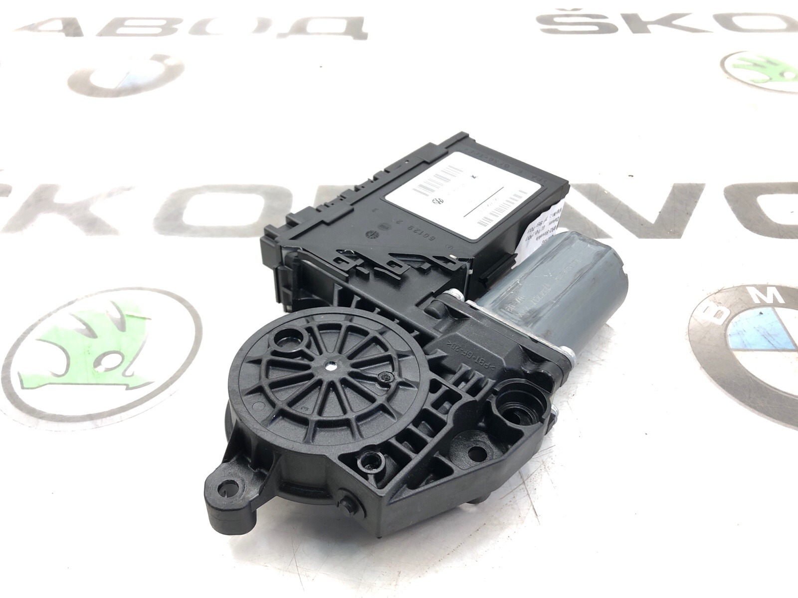 мотор стеклоподъемника, 1000 рублей, Москва