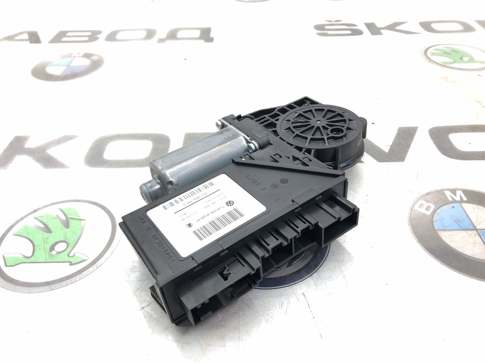 мотор стеклоподъемника, 1000 рублей, Москва