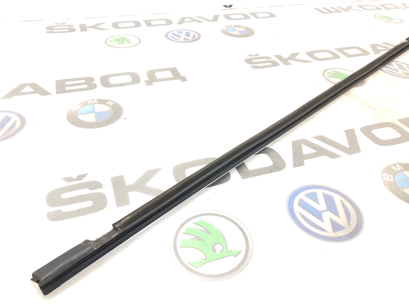 молдинг стекла, 1000 рублей, Москва