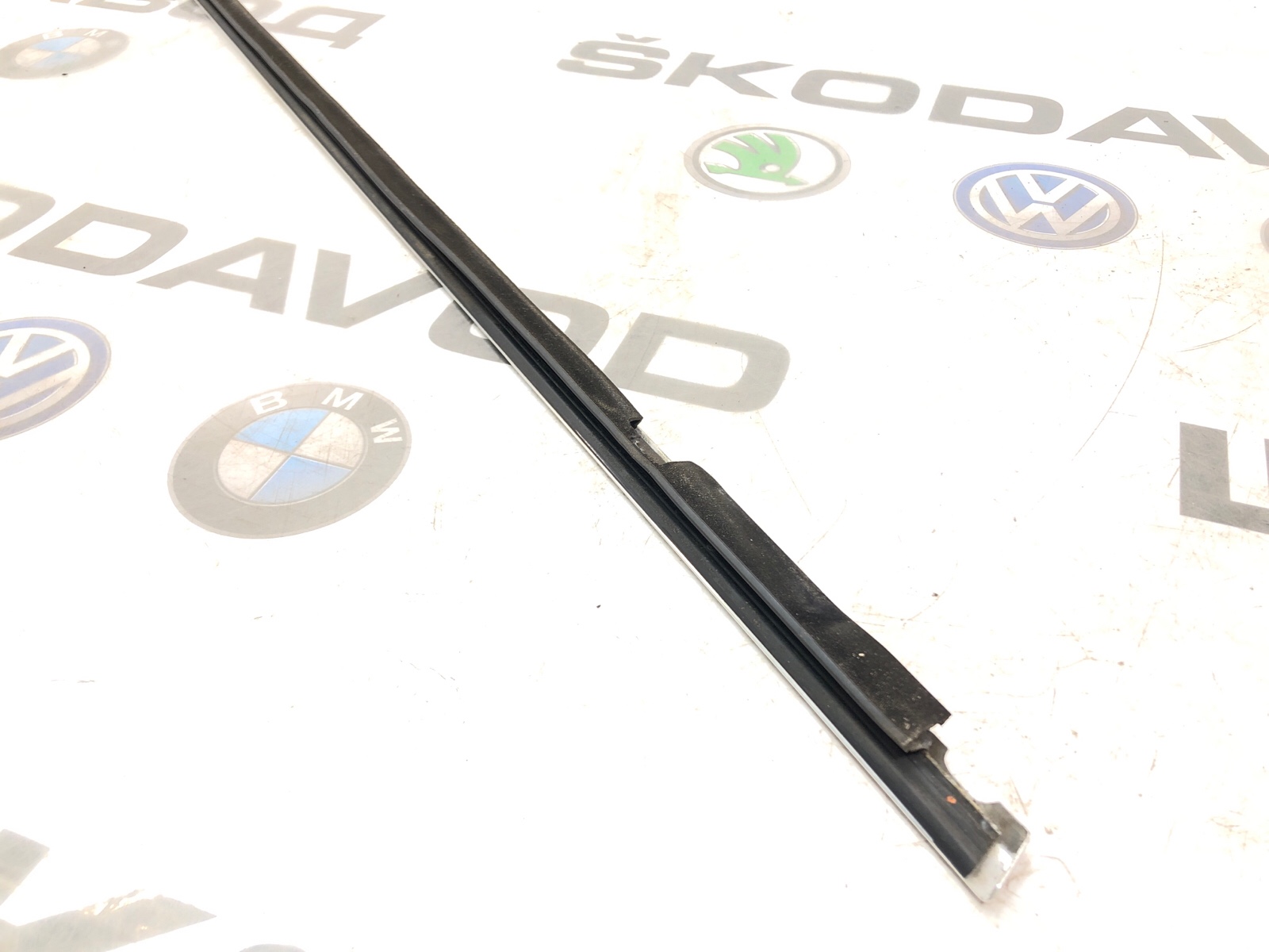 молдинг стекла, 1000 рублей, Москва