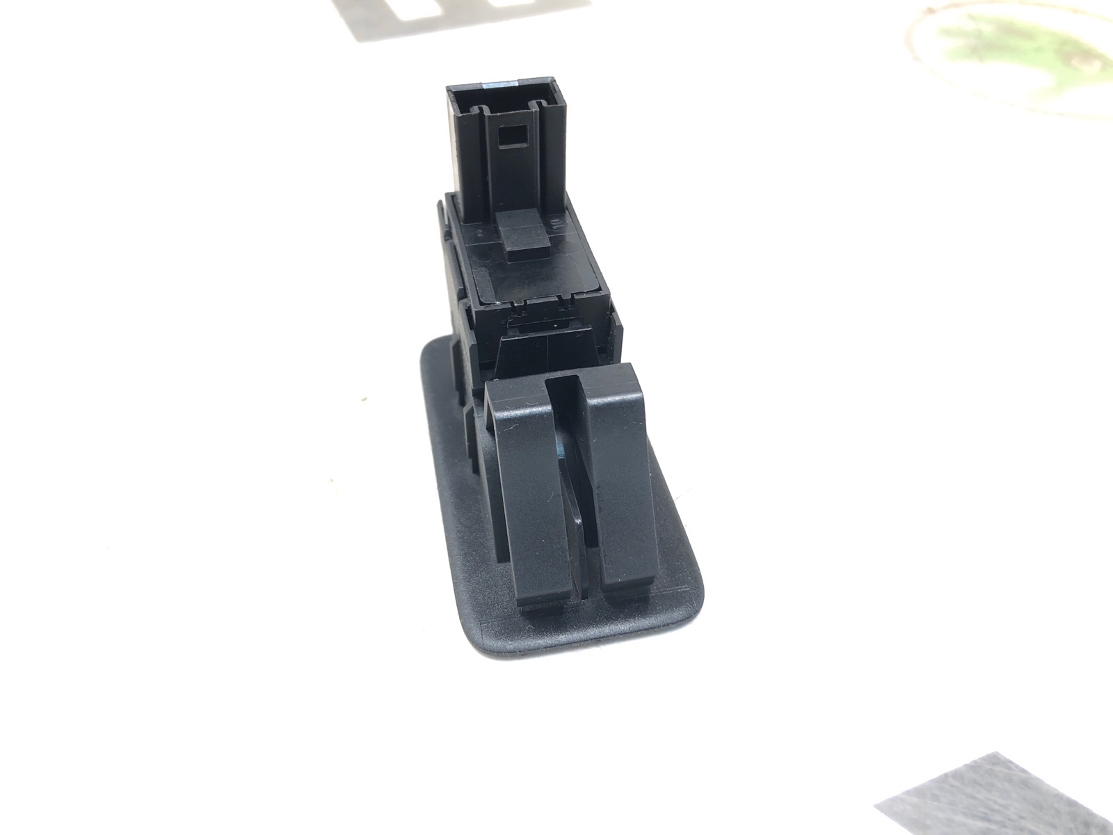 кнопка стеклоподъемника, 1000 рублей, Москва