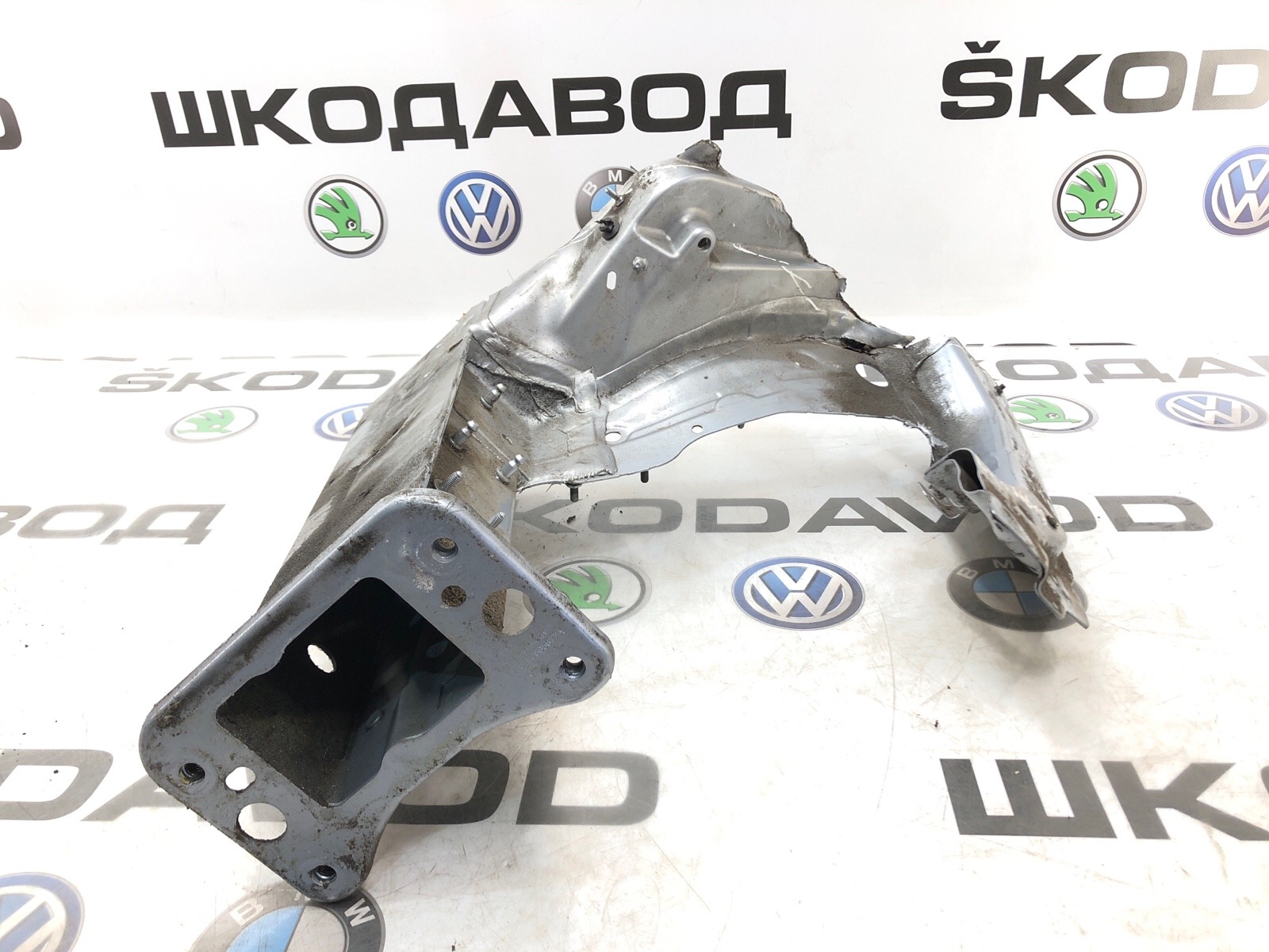 лонжерон, 25000 рублей, Москва