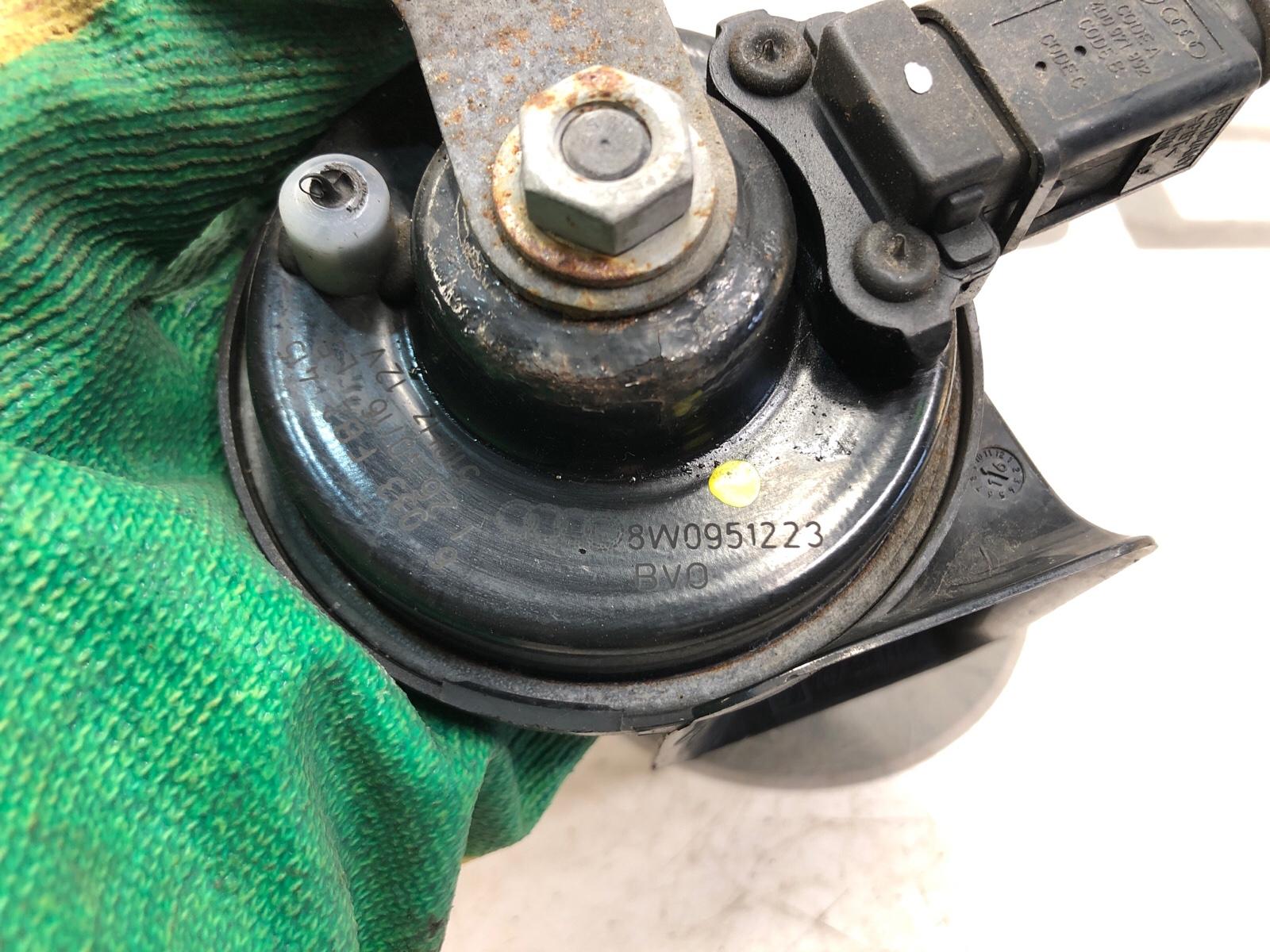 Звуковой сигнал, 3000 рублей, Москва