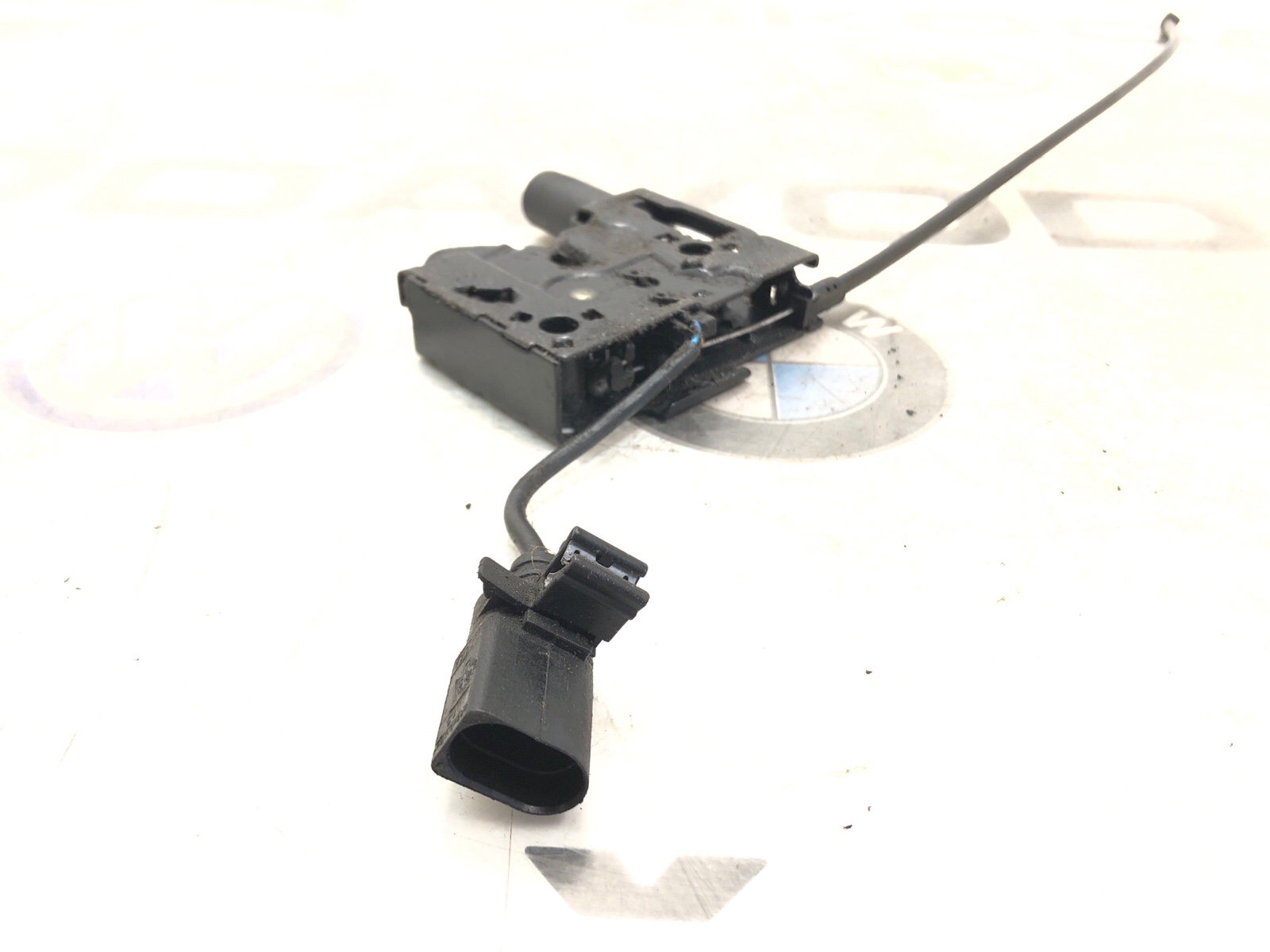 замок капота, 5000 рублей, Москва