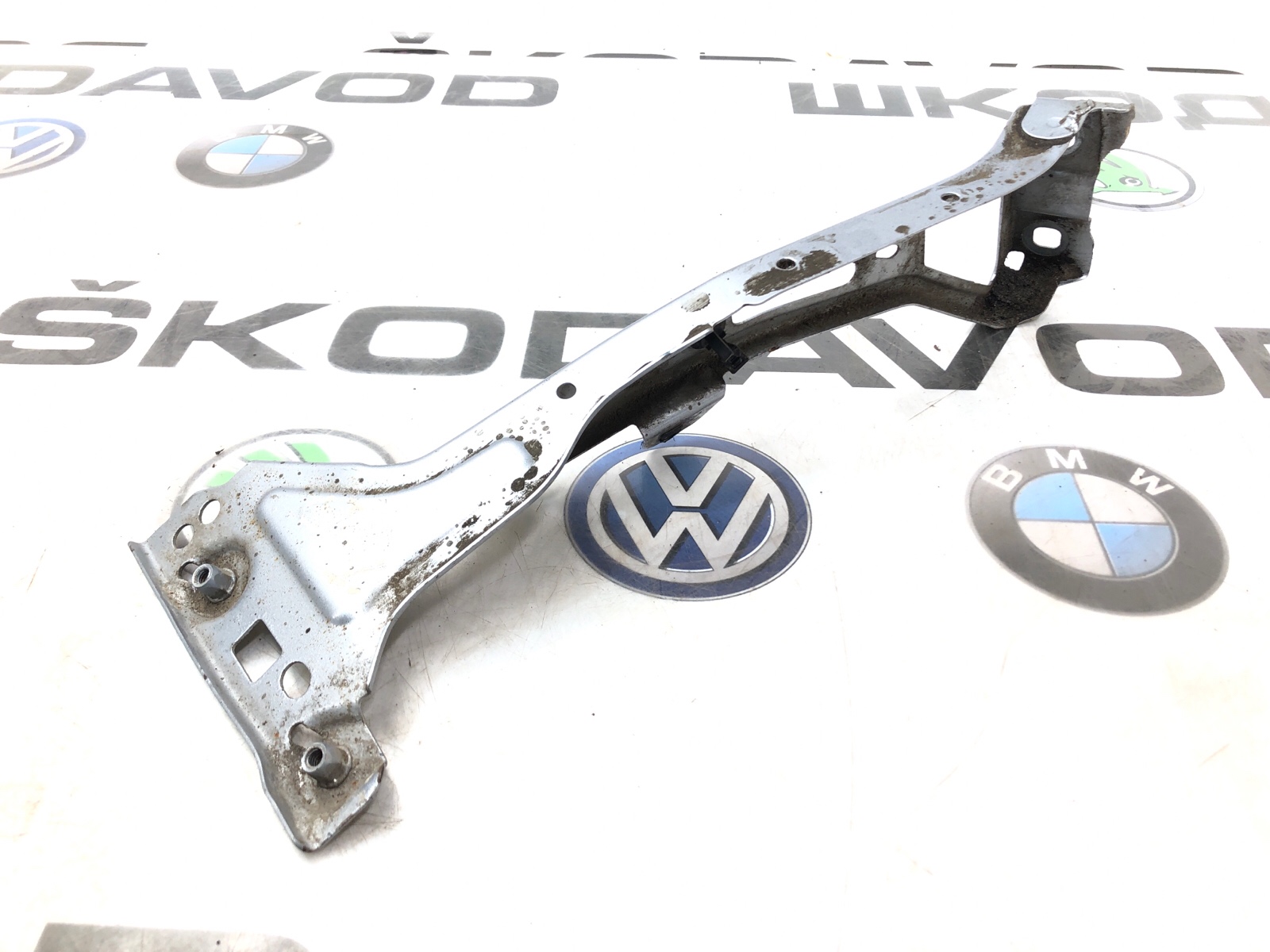 Кронштейн крыла, 3000 рублей, Москва