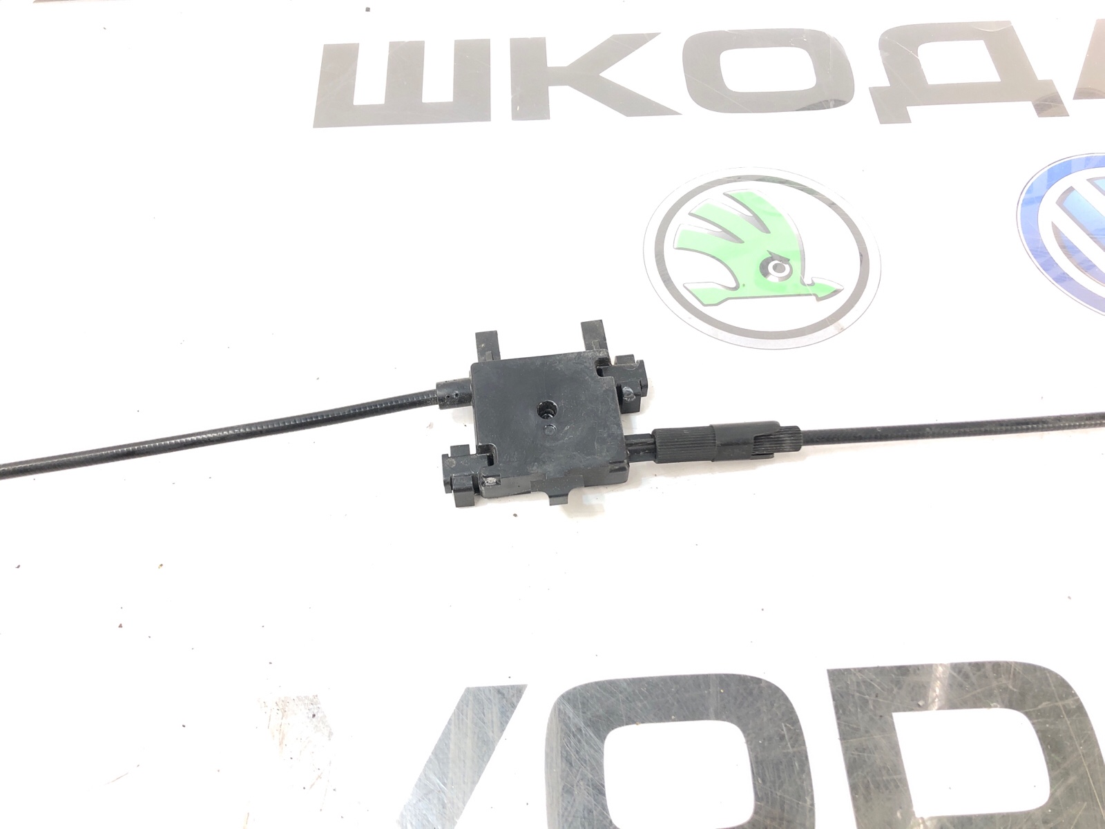 Трос замка капота, 5000 рублей, Москва