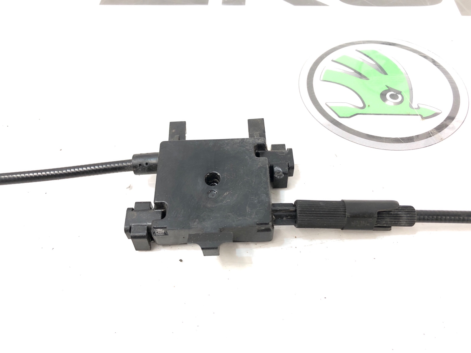 Трос замка капота, 5000 рублей, Москва