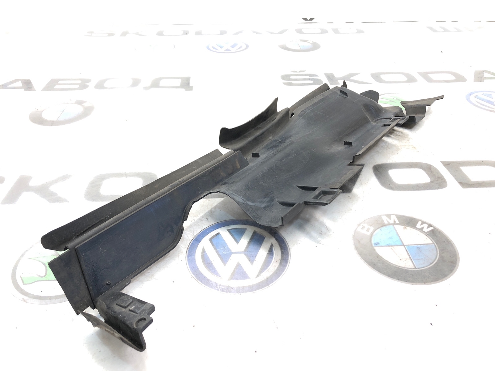 Дефлектор радиатора, 2000 рублей, Москва