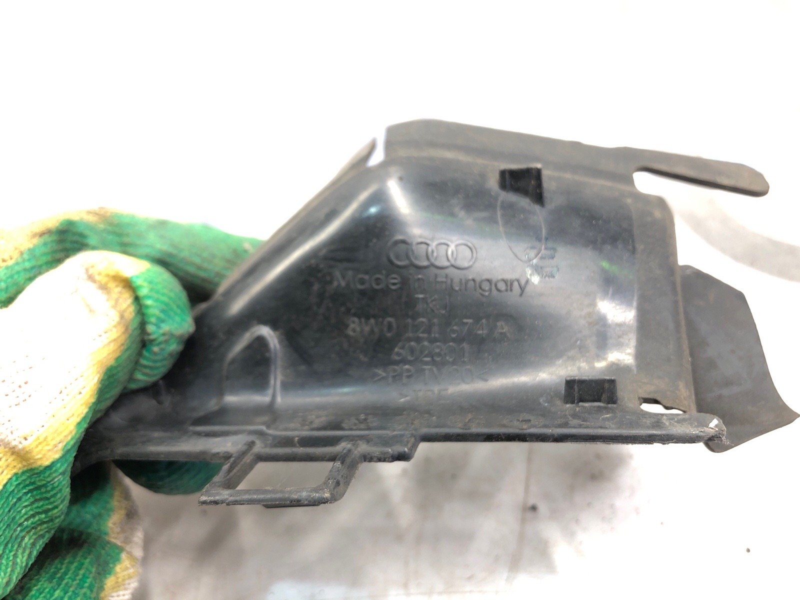 Дефлектор радиатора, 2000 рублей, Москва