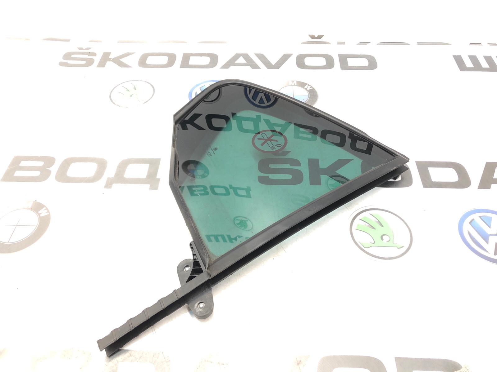 форточка двери, 3000 рублей, Москва