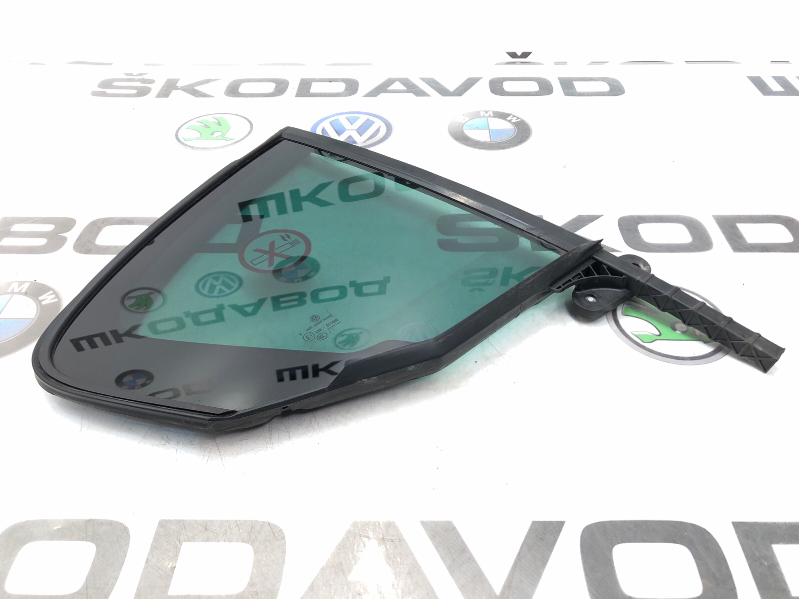 форточка двери, 3000 рублей, Москва