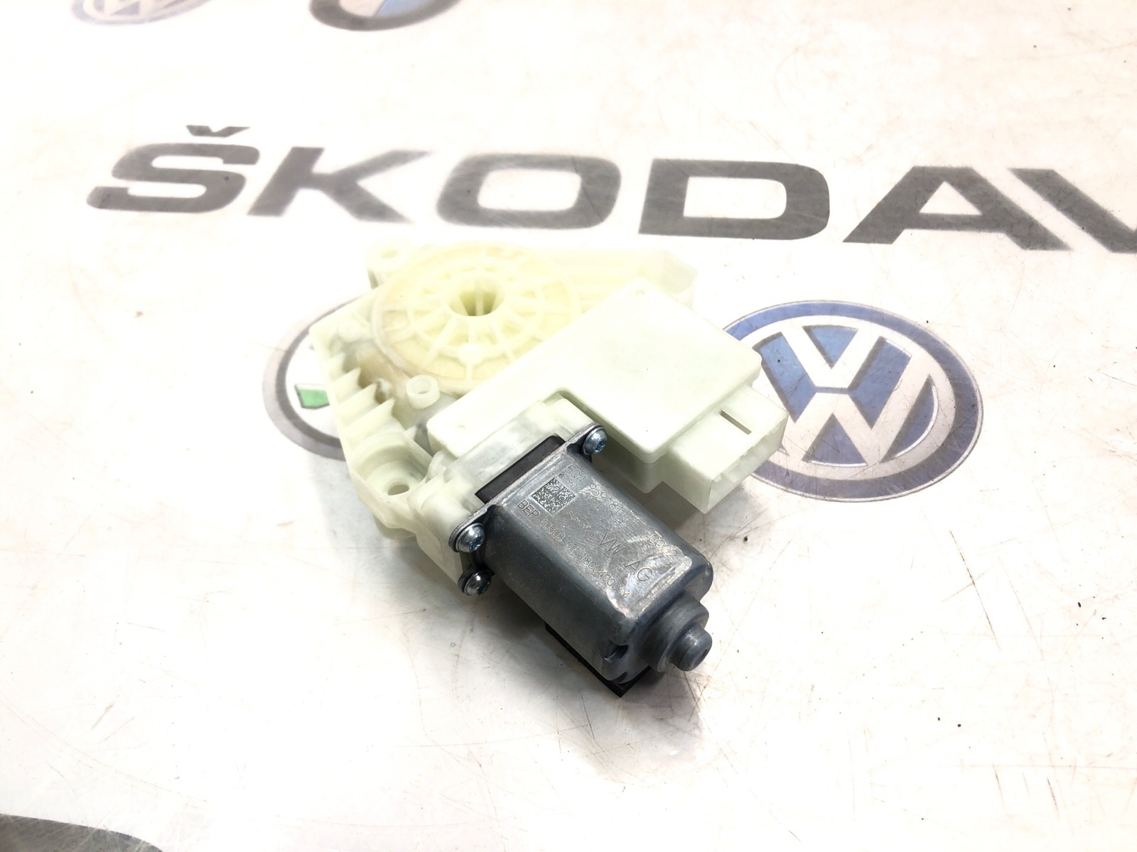 мотор стеклоподъемника, 1500 рублей, Москва