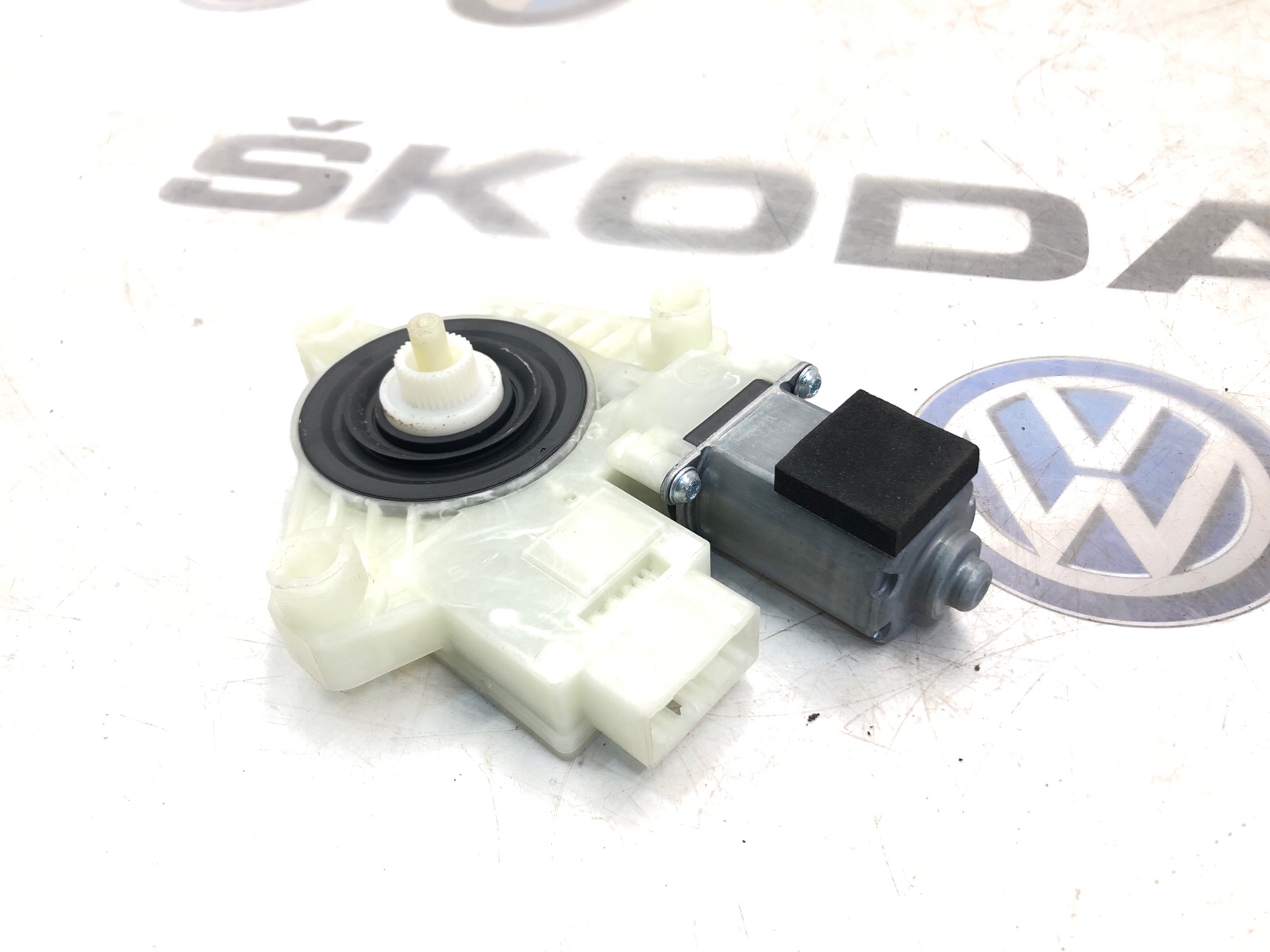 мотор стеклоподъемника, 1500 рублей, Москва