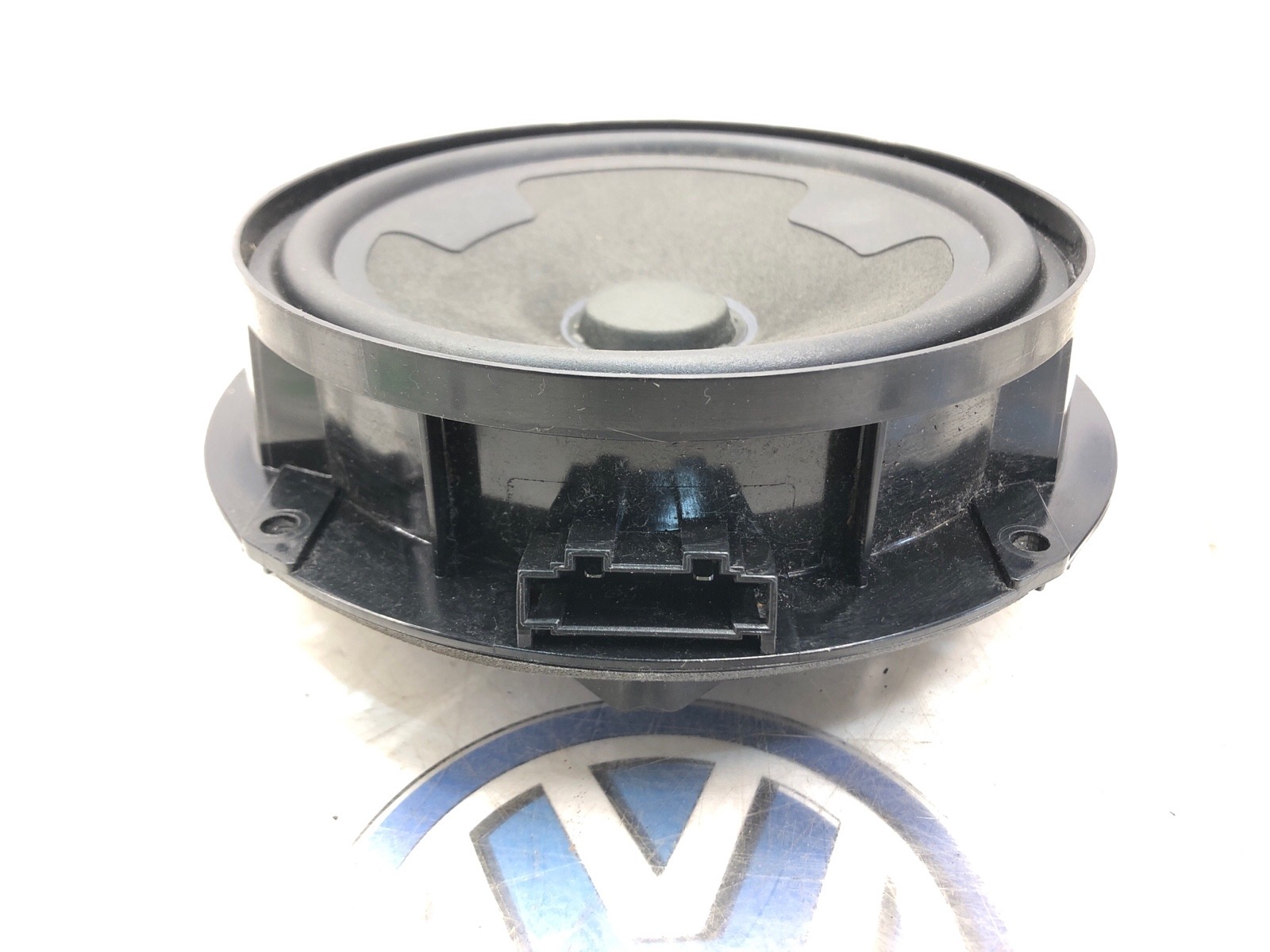 Динамик, 2000 рублей, Москва