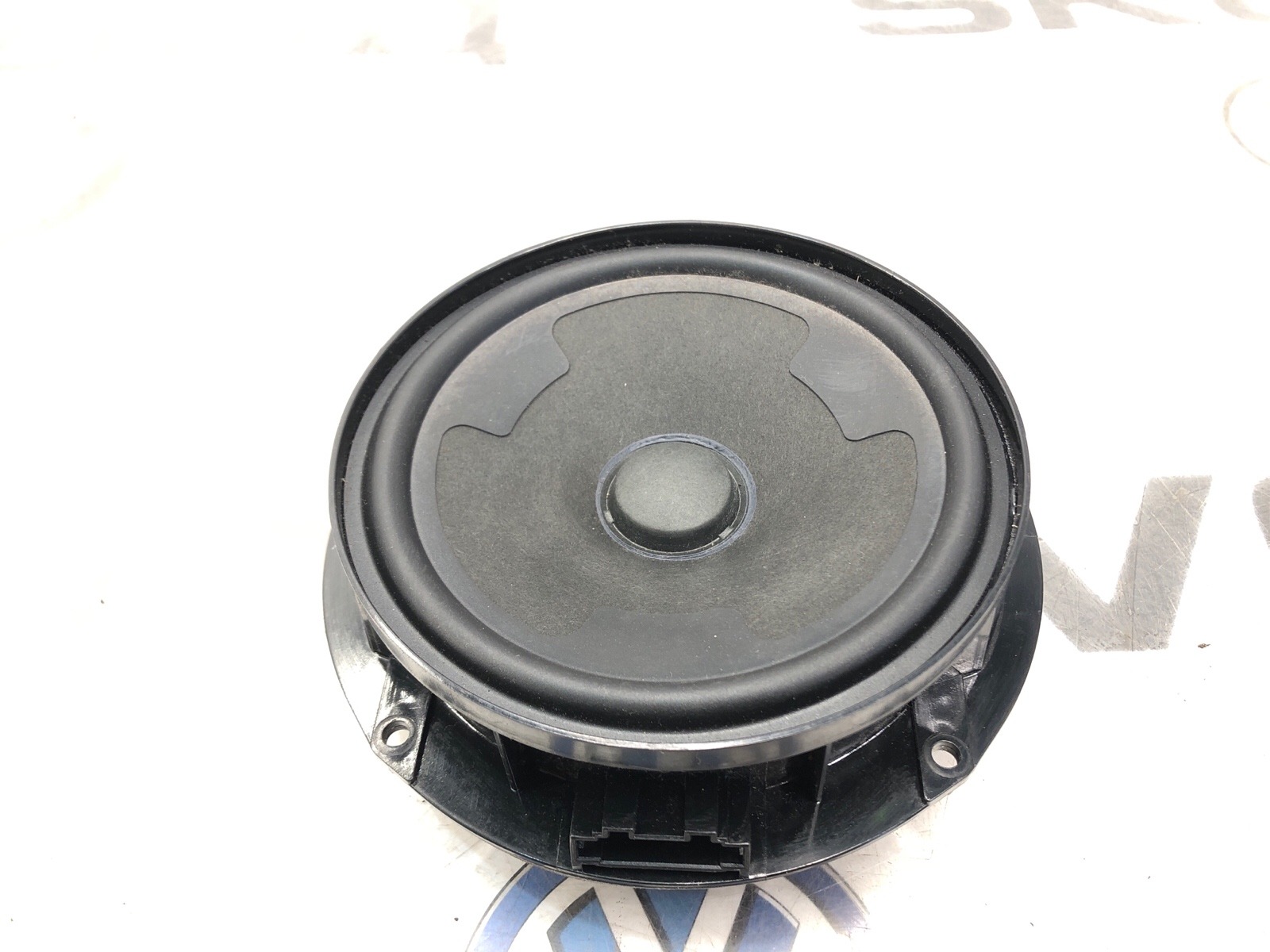 Динамик, 2000 рублей, Москва