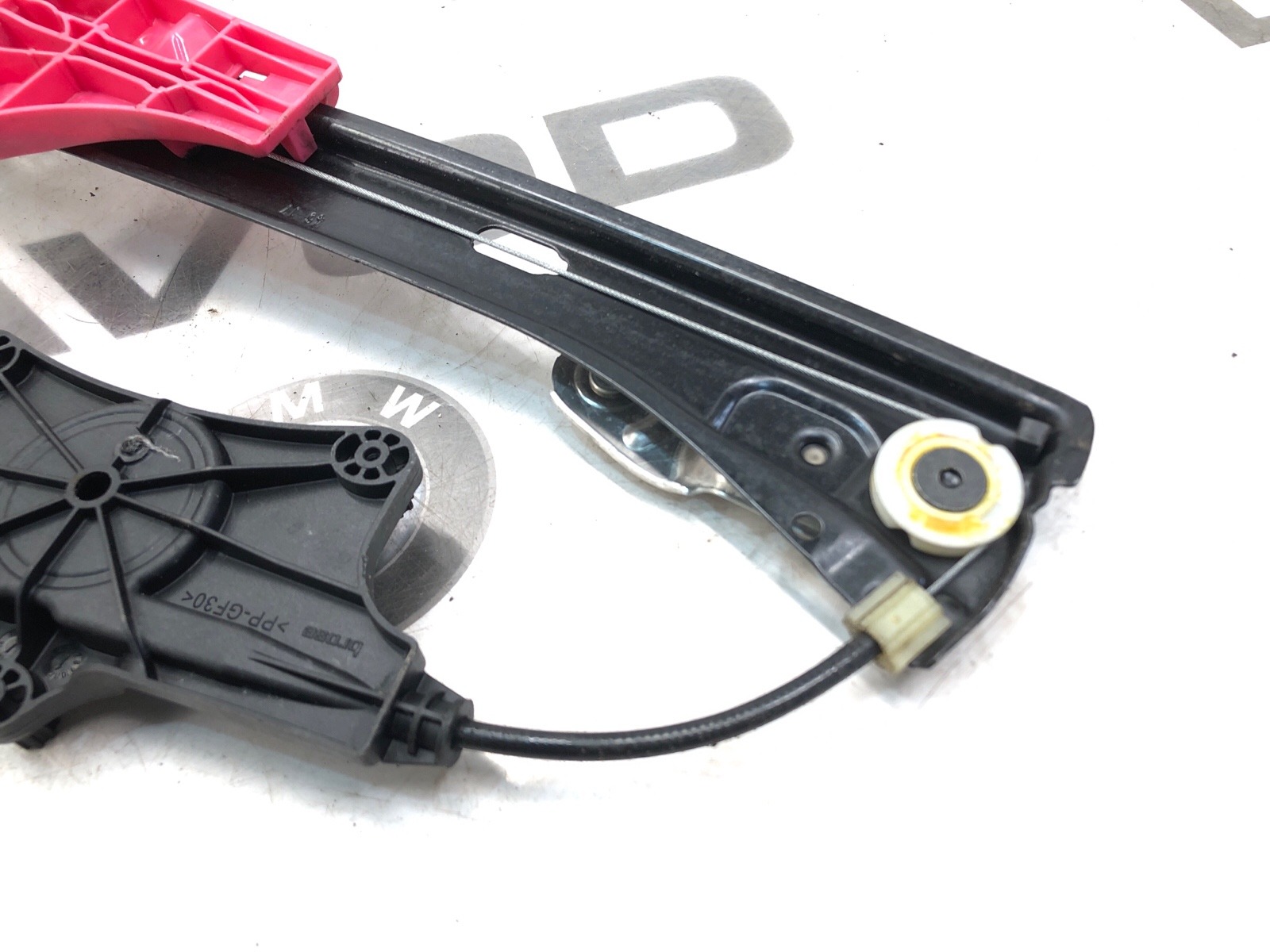 Стеклоподъемник, 2000 рублей, Москва