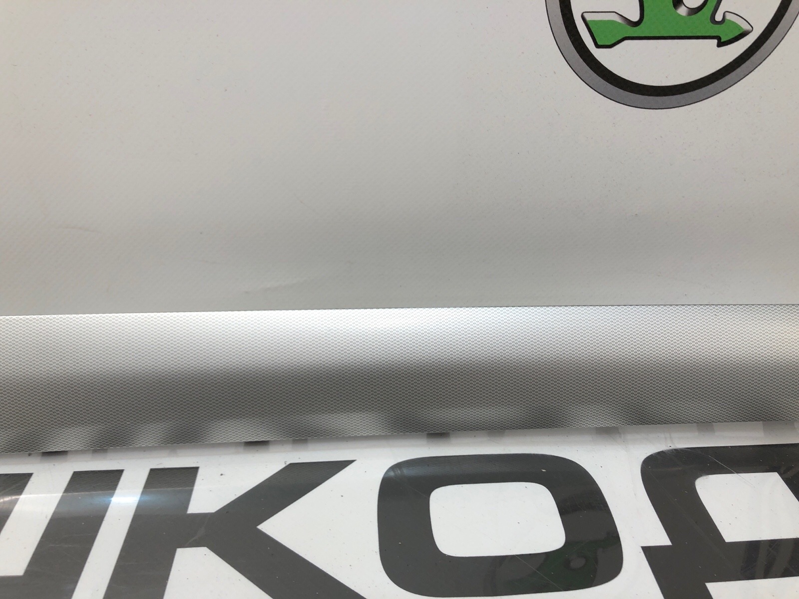 Декор обшивки карты двери, 2000 рублей, Москва