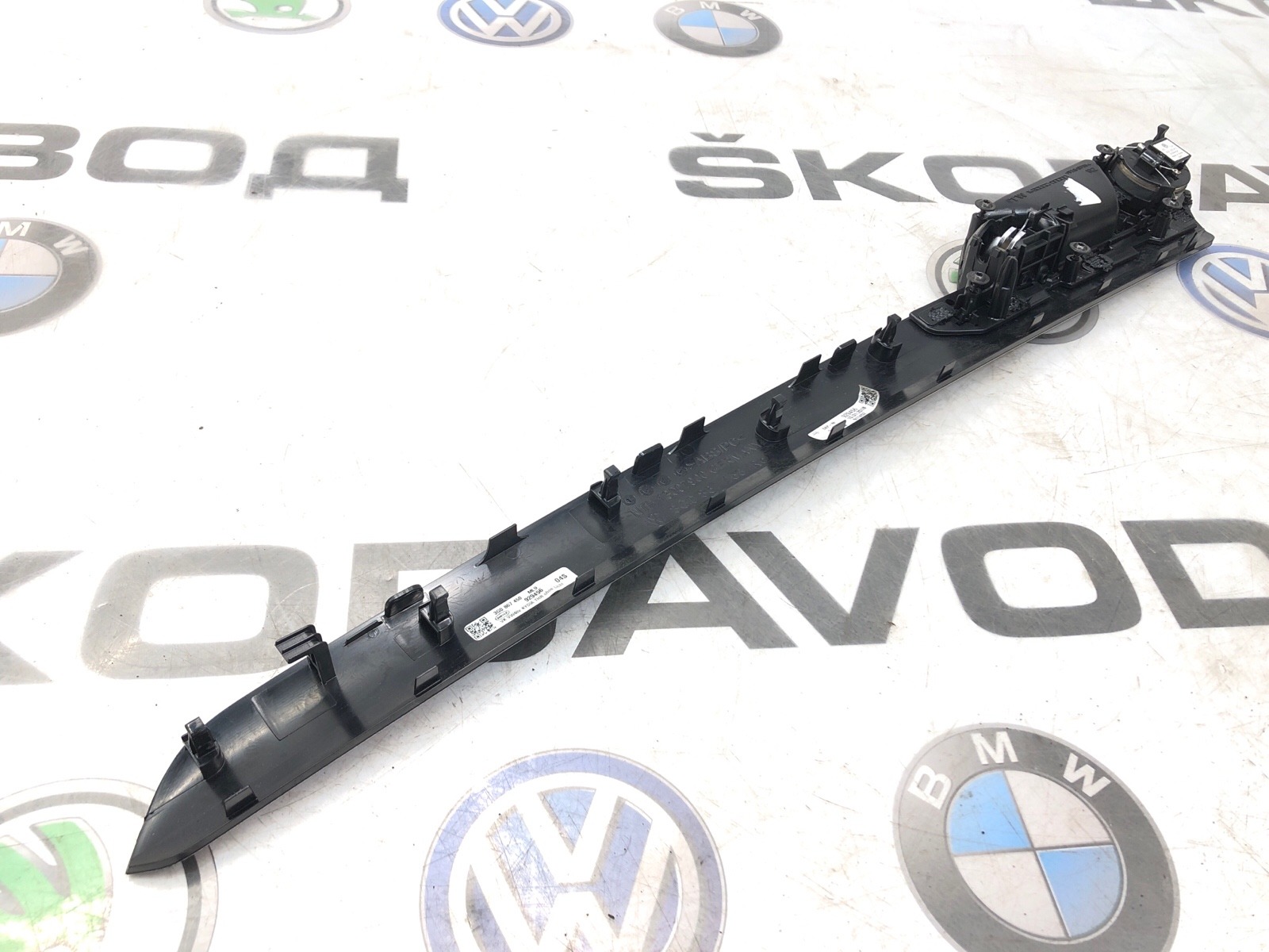 Декор обшивки карты двери, 2000 рублей, Москва