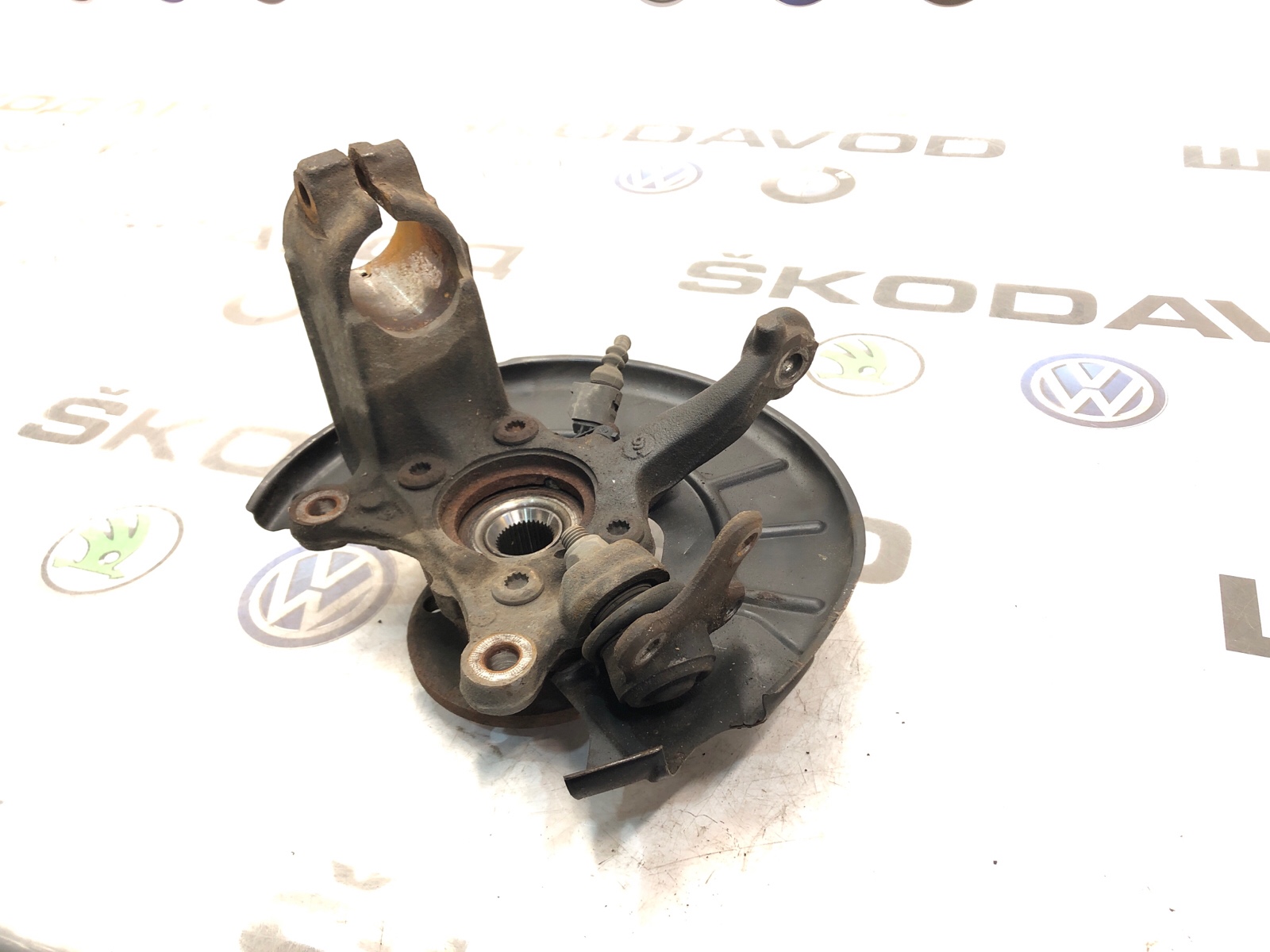 Кулак поворотный, 5000 рублей, Москва