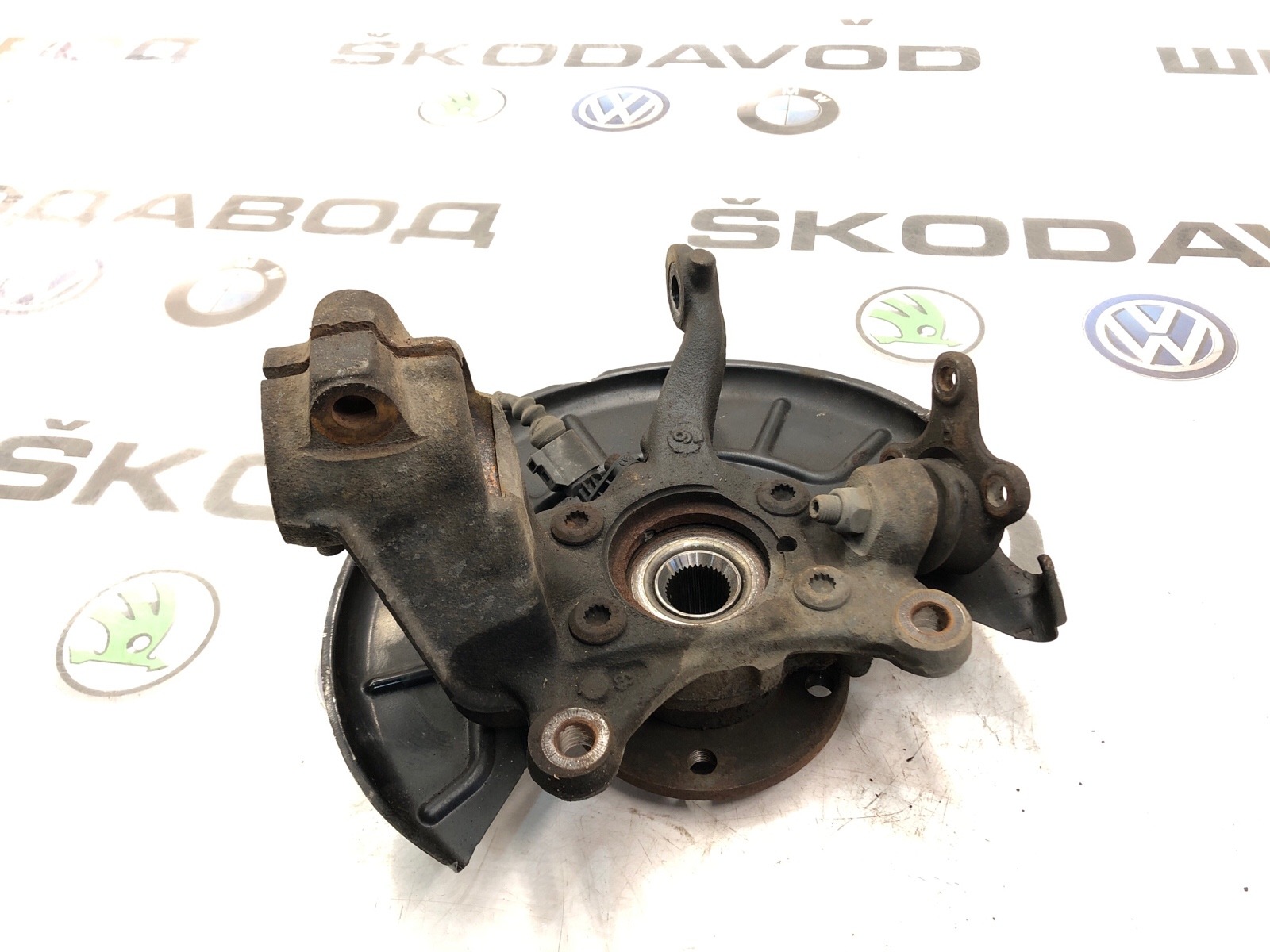 Кулак поворотный, 5000 рублей, Москва