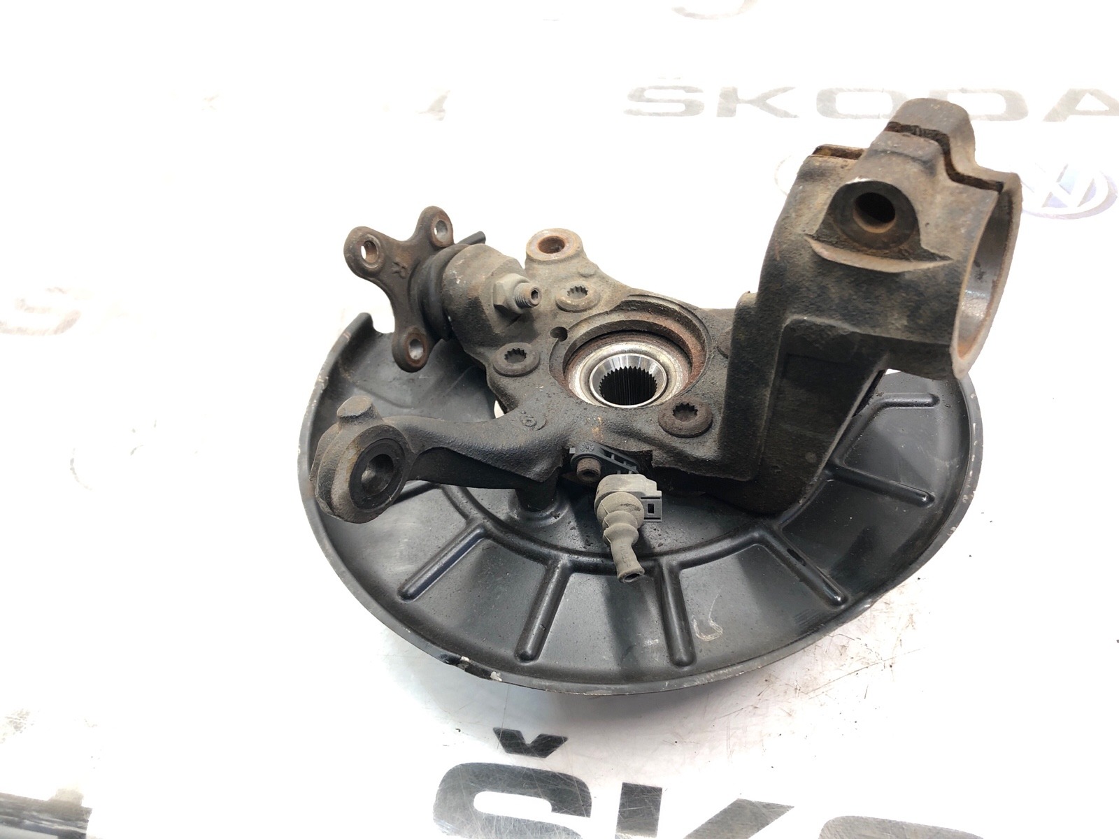 Кулак поворотный, 5000 рублей, Москва