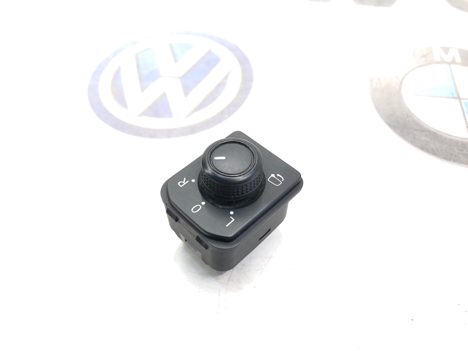 кнопка регулировки зеркал, 1500 рублей, Москва