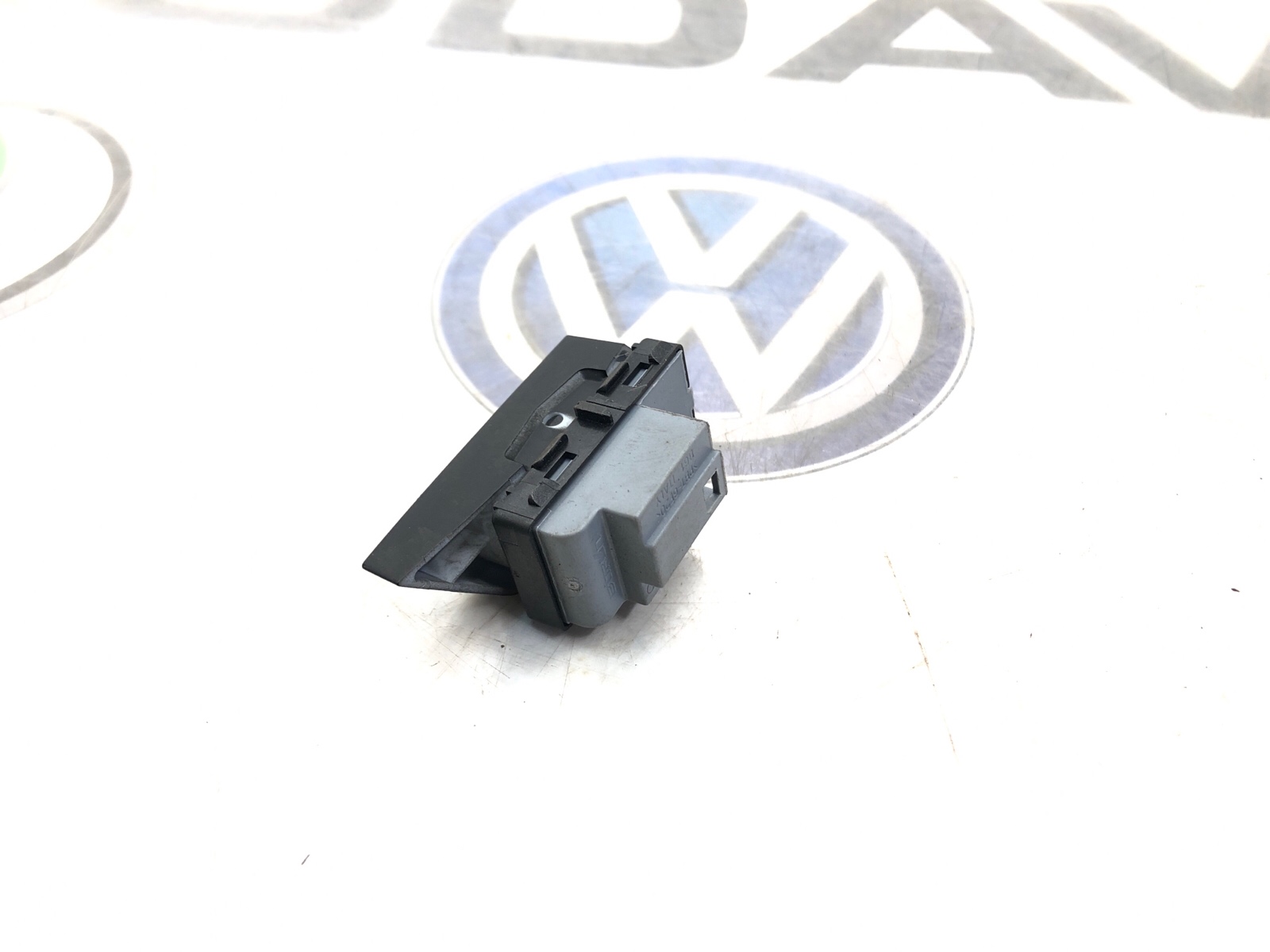 кнопка центрального замка, 1000 рублей, Москва