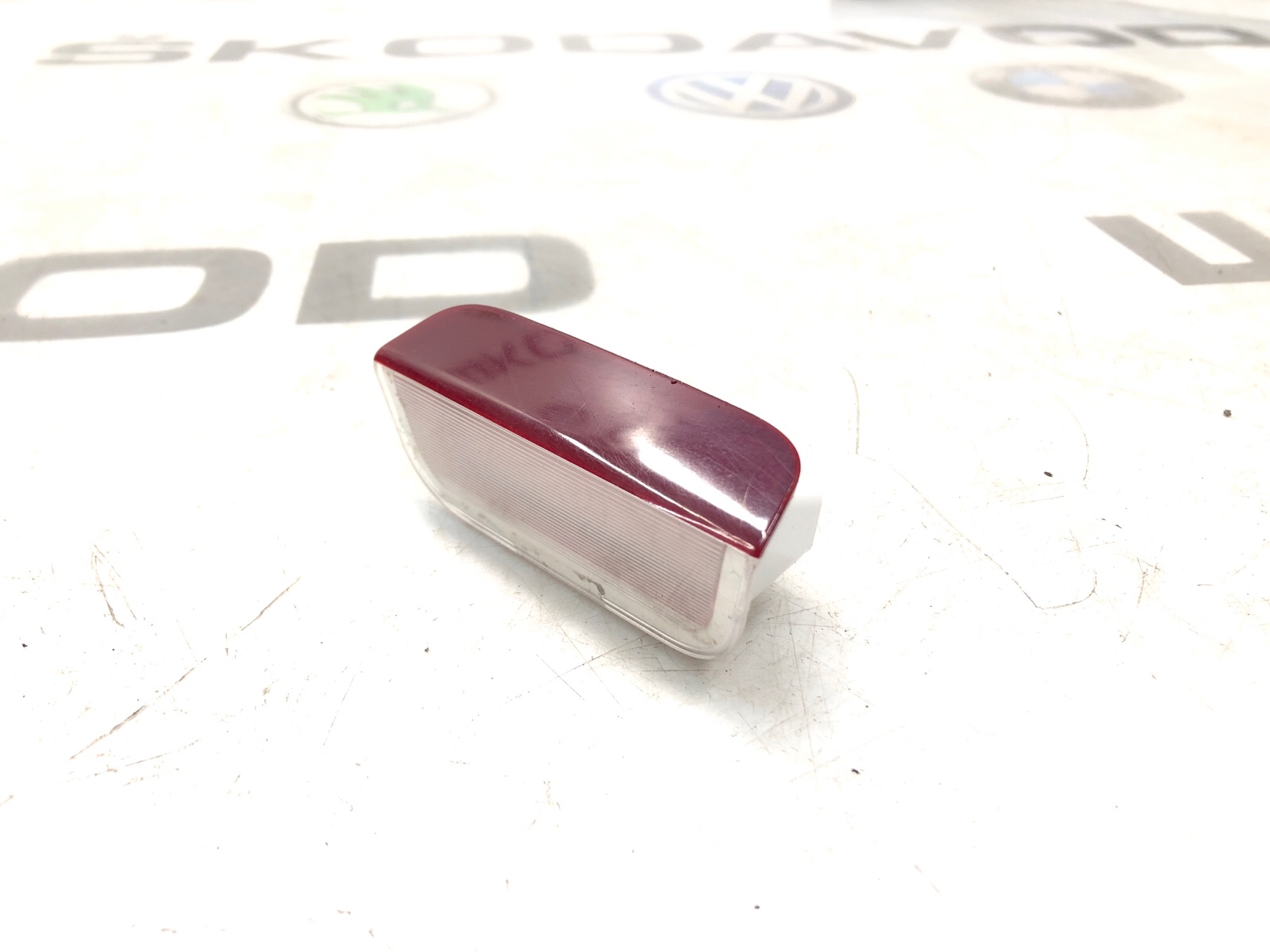 Плафон подсветки карты двери, 1000 рублей, Москва