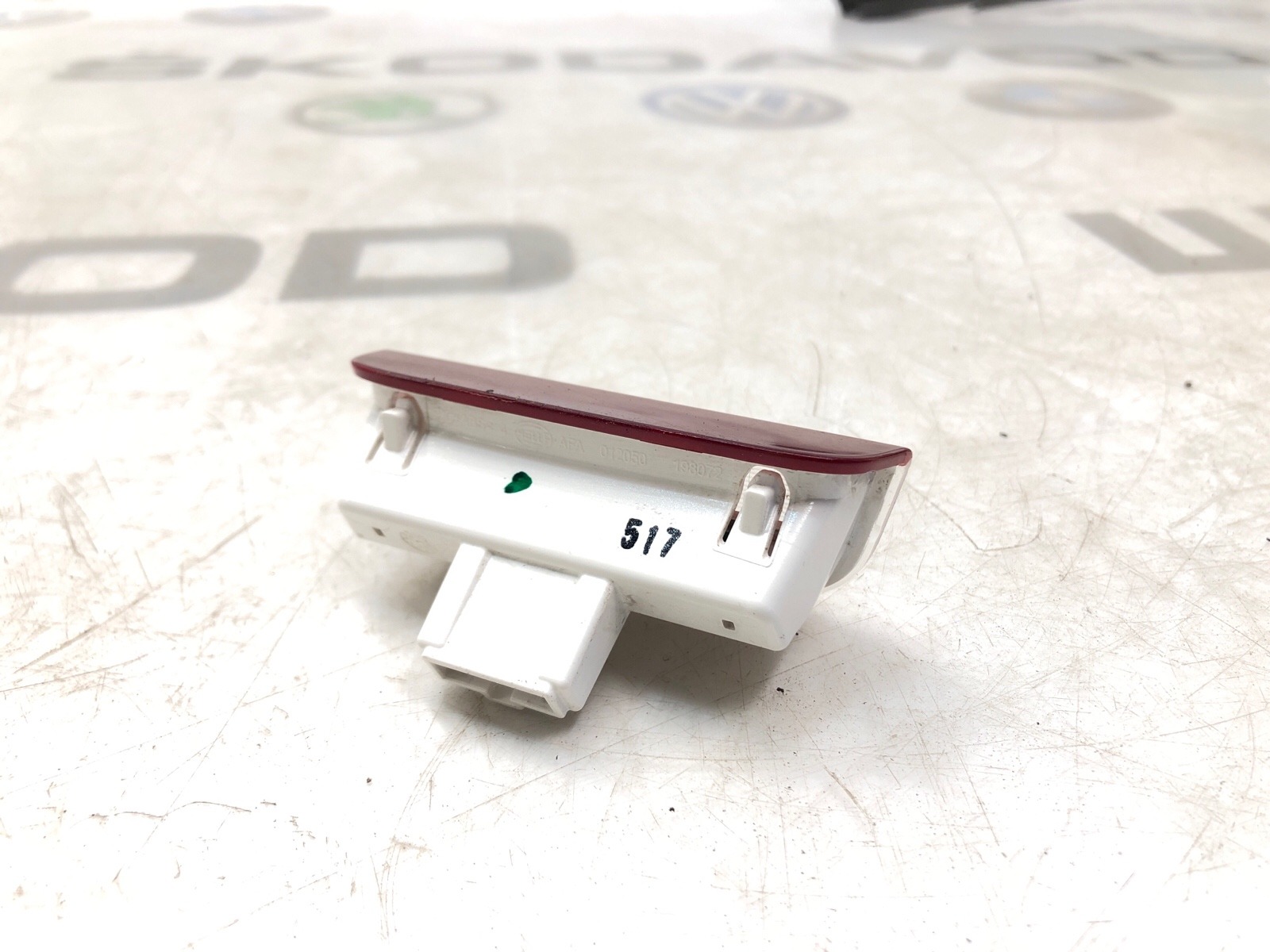 Плафон подсветки карты двери, 1000 рублей, Москва