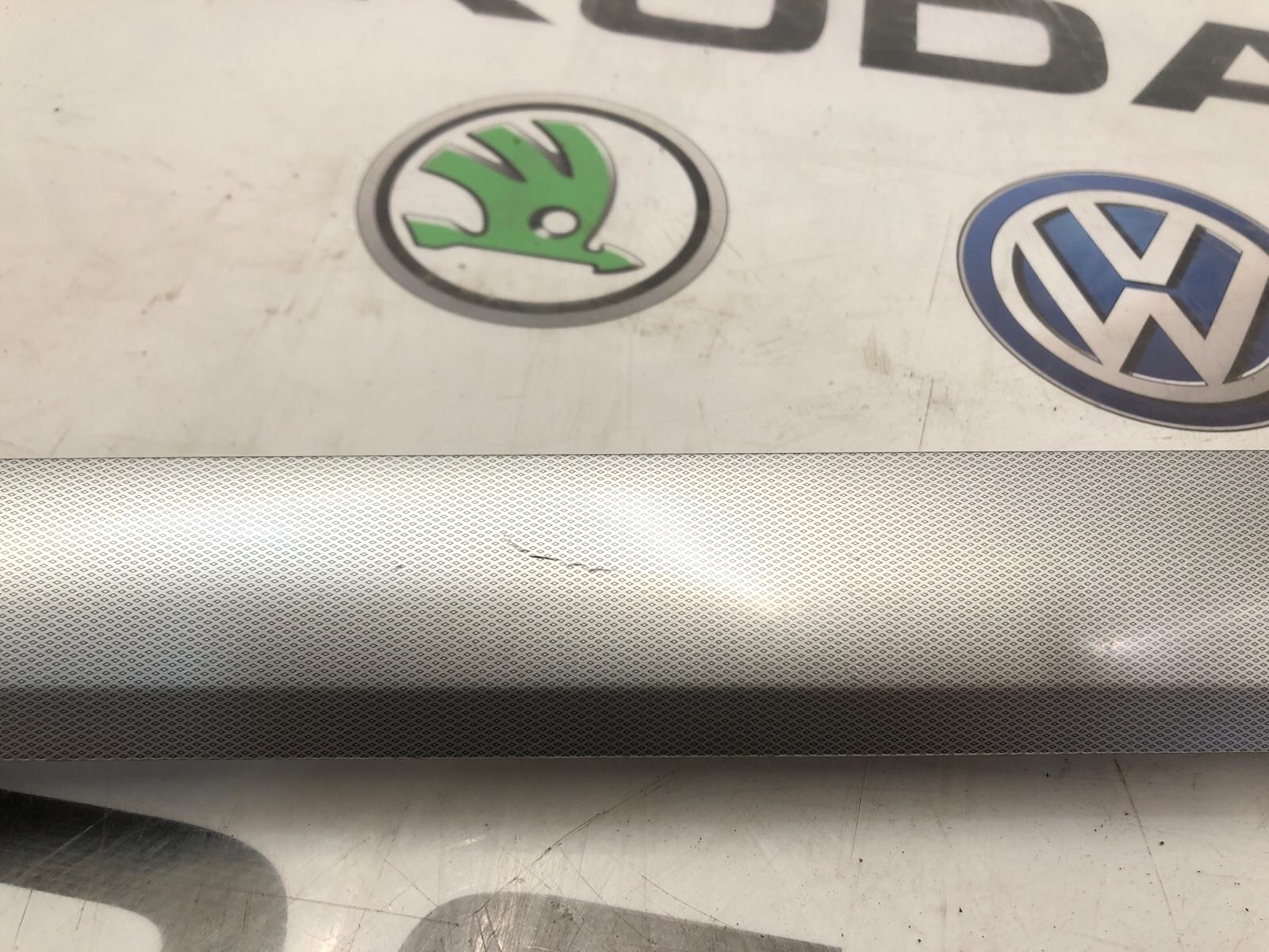 Декор обшивки карты двери, 2000 рублей, Москва