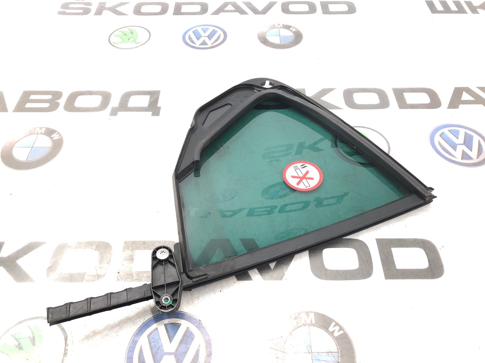 форточка двери, 3000 рублей, Москва